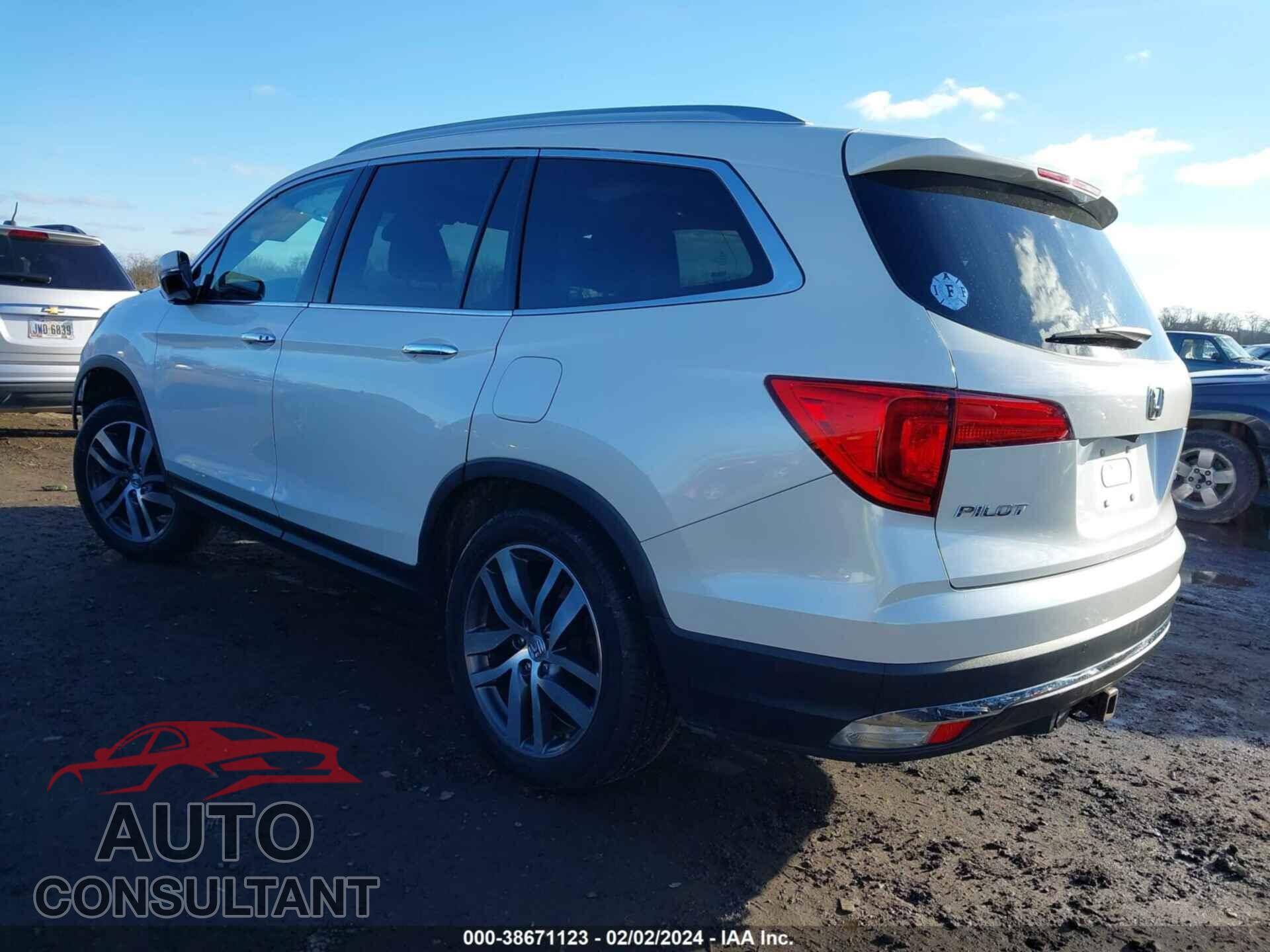 HONDA PILOT 2016 - 5FNYF6H02GB002014