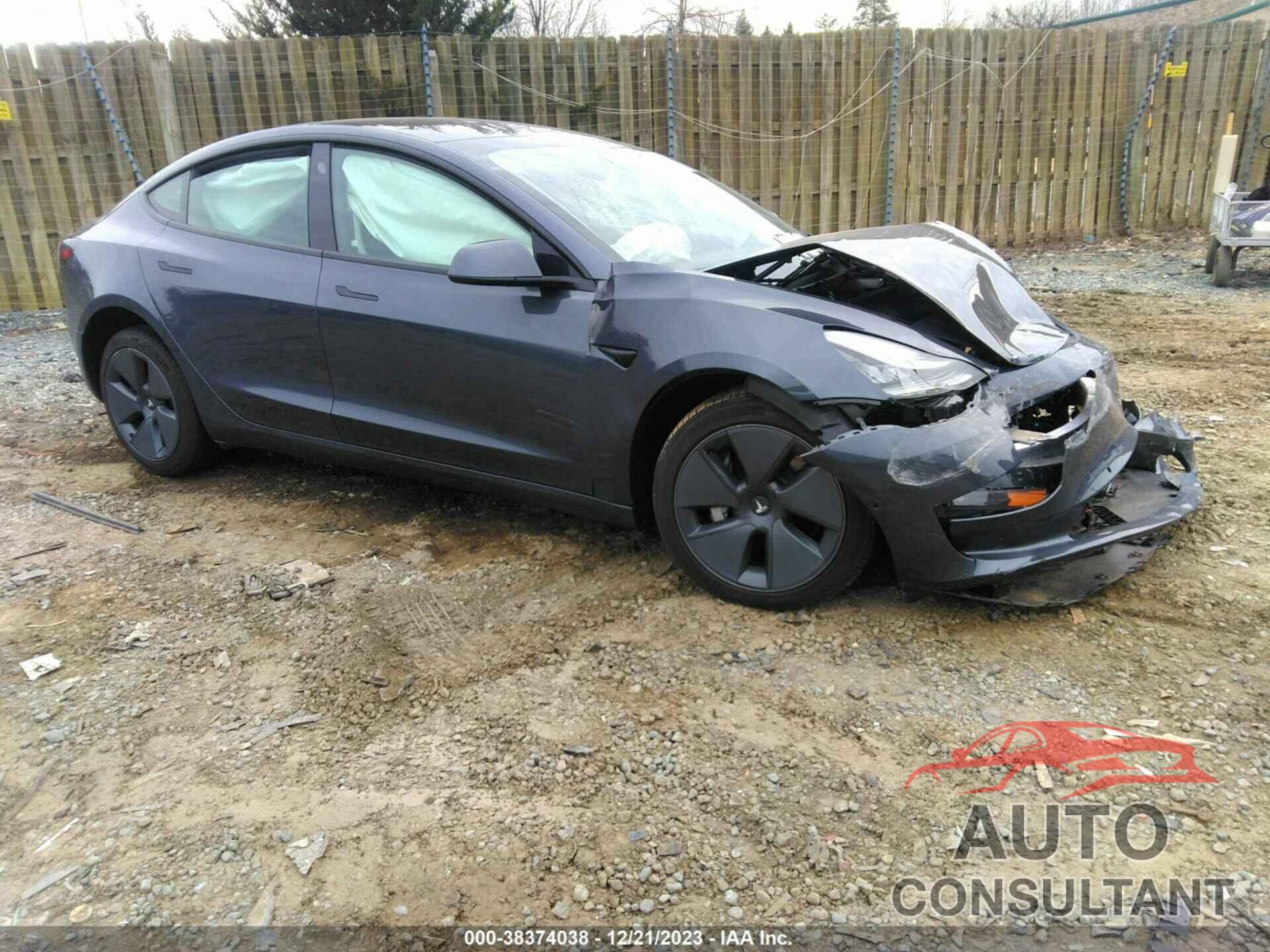 TESLA MODEL 3 2022 - 5YJ3E1EB1NF261354