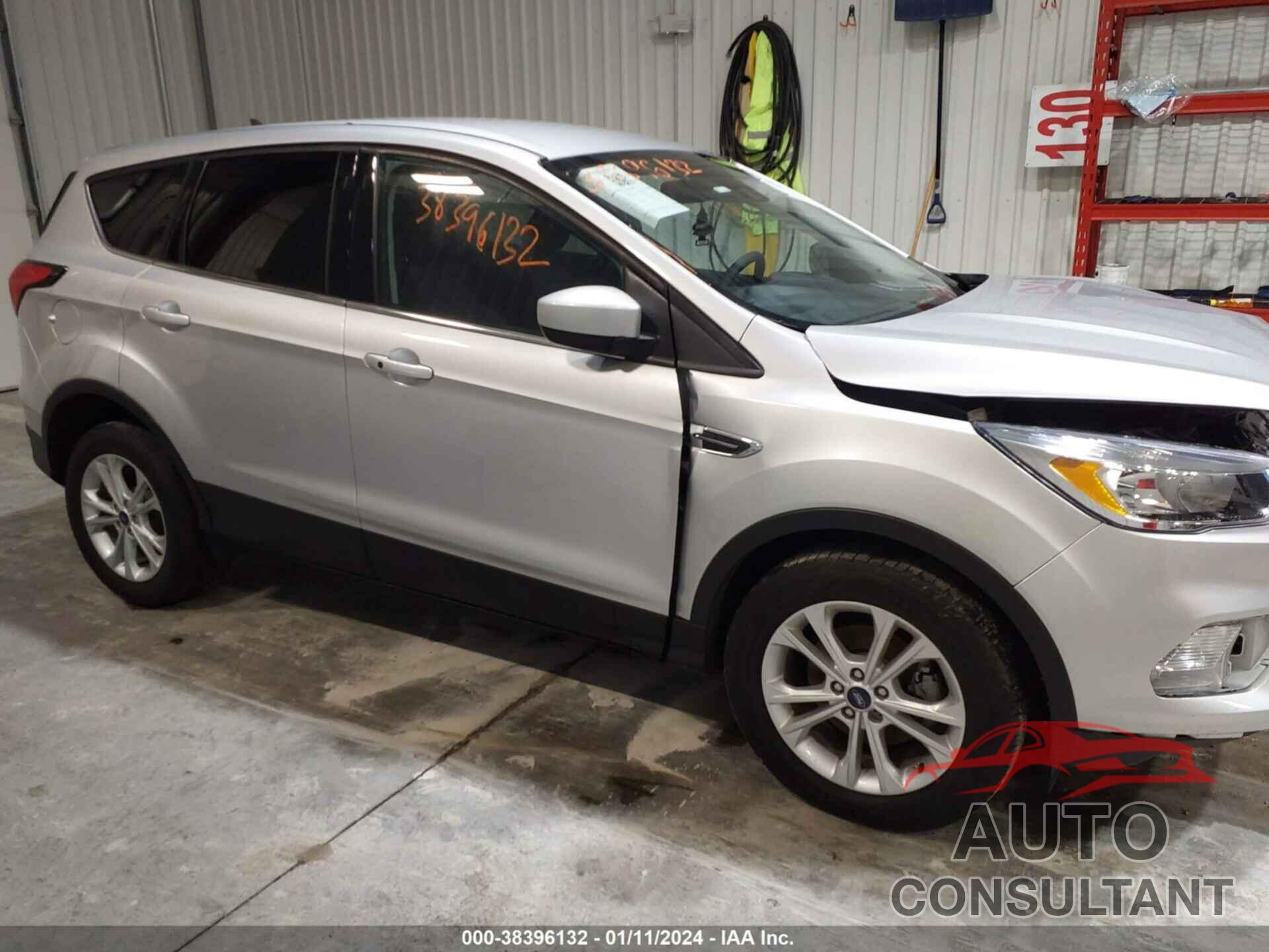 FORD ESCAPE 2019 - 1FMCU0GD6KUC36914