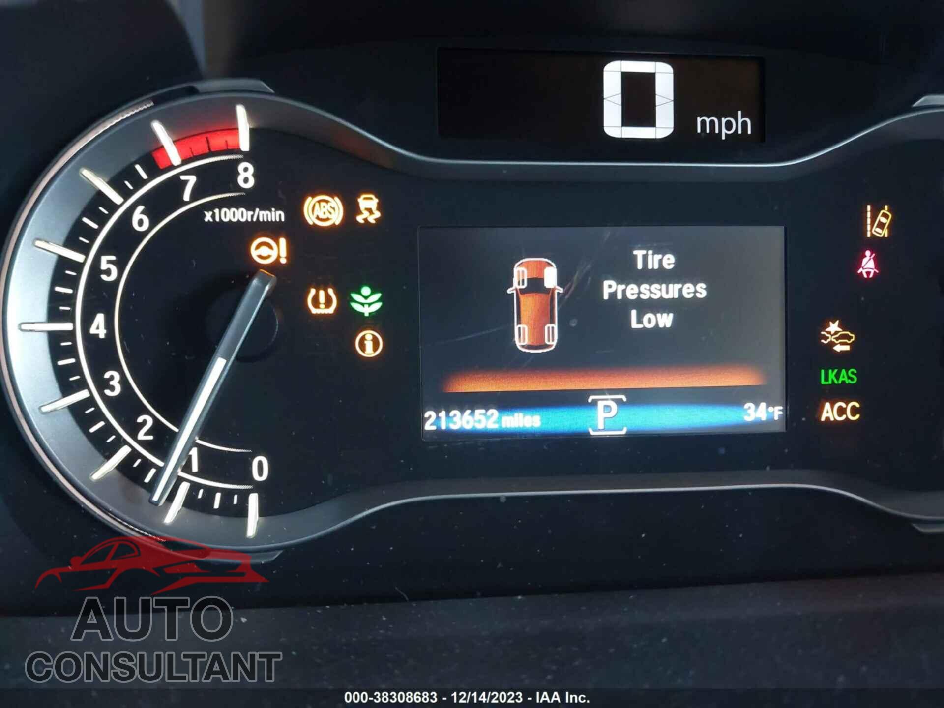 HONDA PILOT 2016 - 5FNYF6H9XGB006536