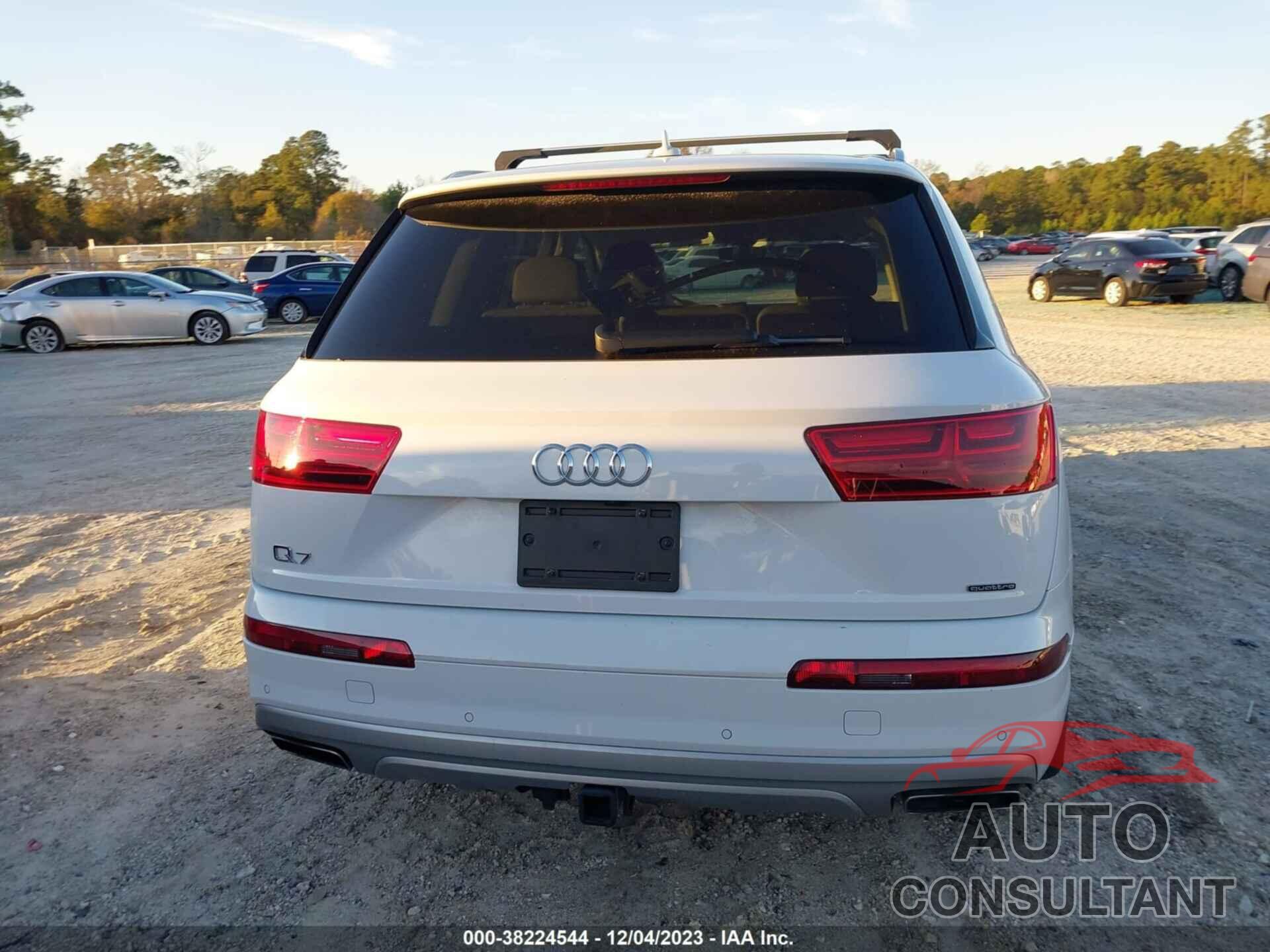 AUDI Q7 2019 - WA1LAAF71KD048388