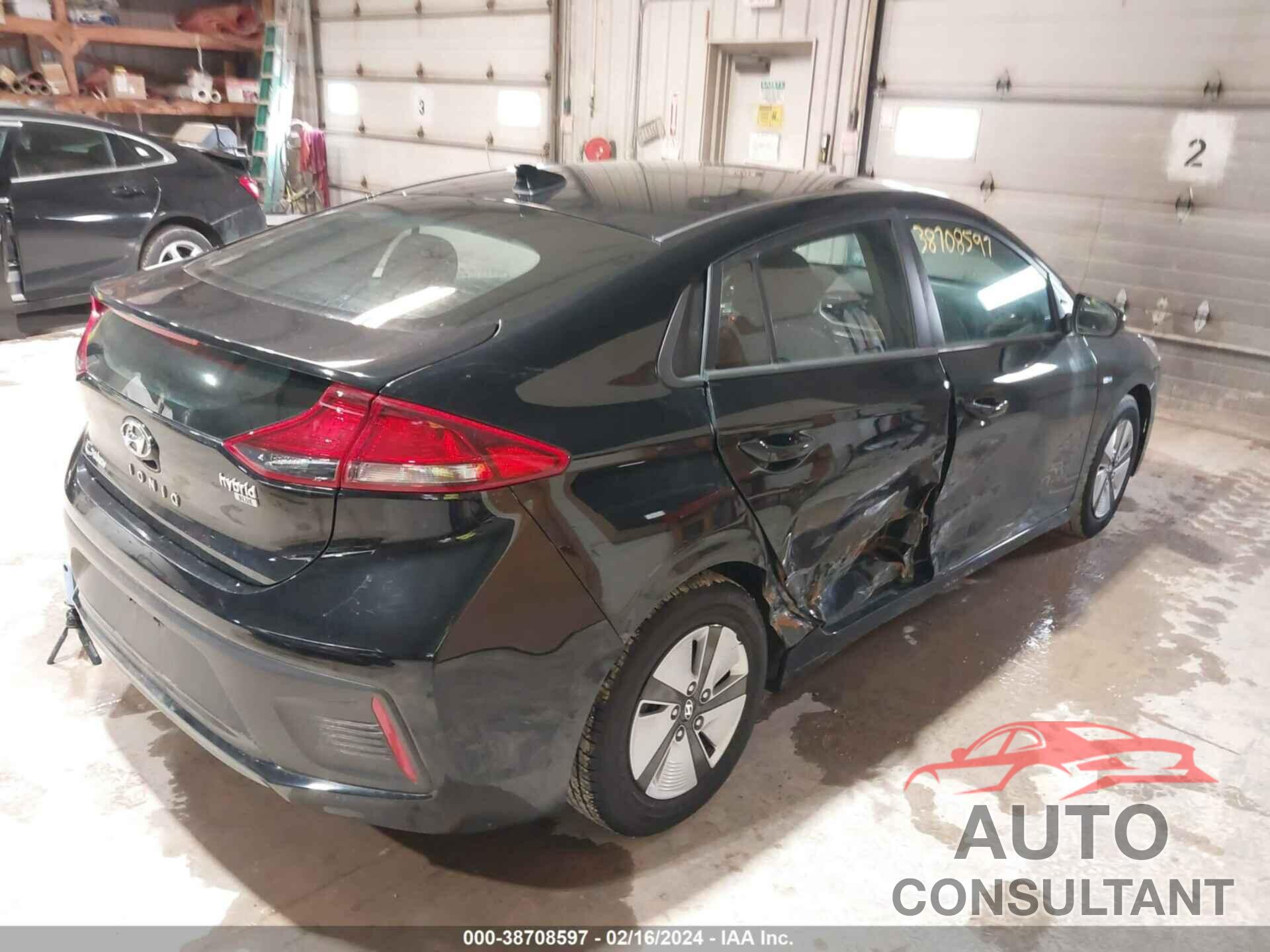 HYUNDAI IONIQ HYBRID 2019 - KMHC65LC0KU176312