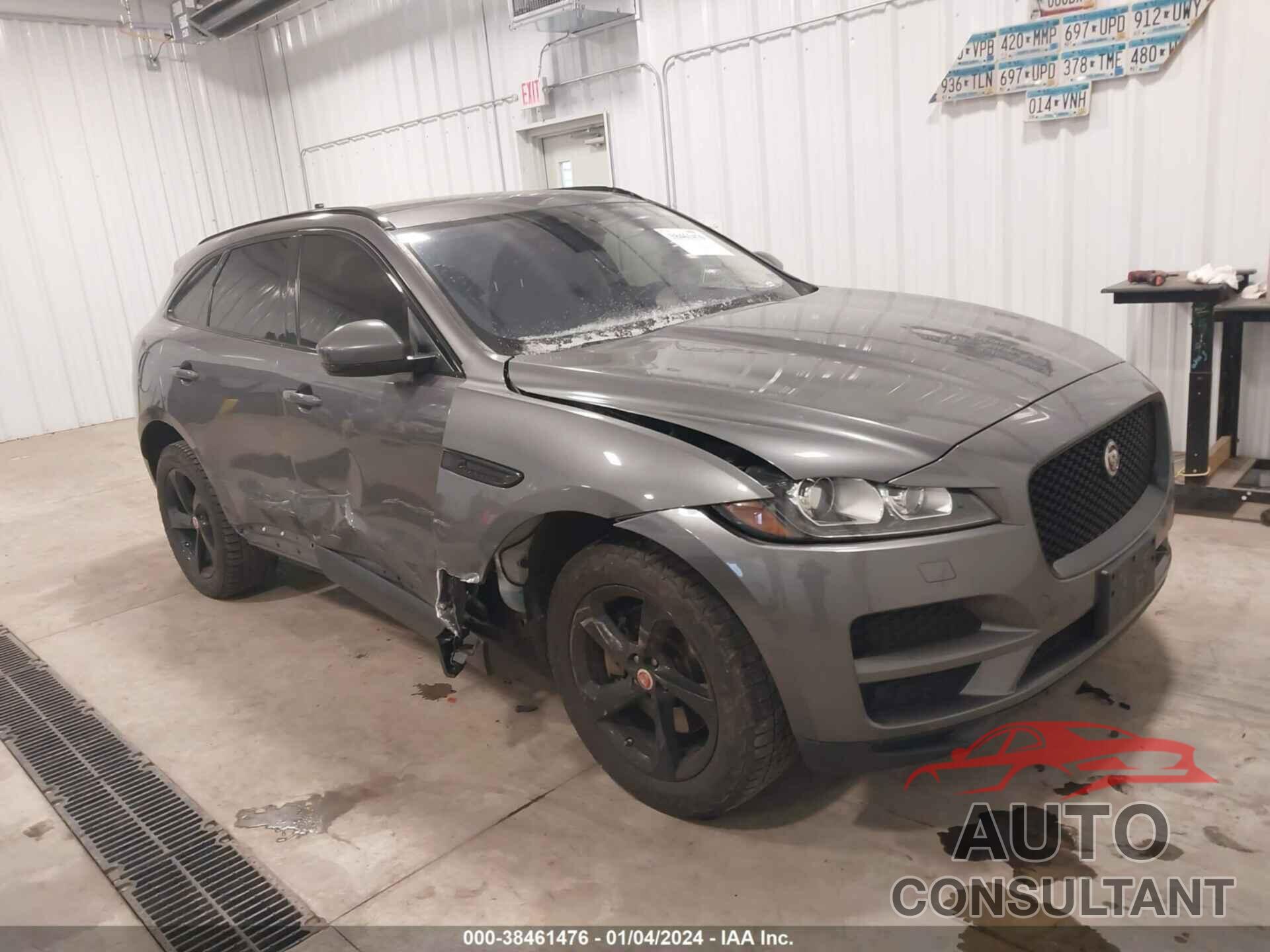 JAGUAR F-PACE 2018 - SADCJ2EV3JA244140