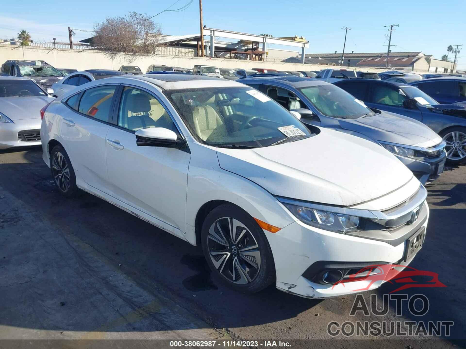 HONDA CIVIC 2018 - JHMFC1F3XJX017680