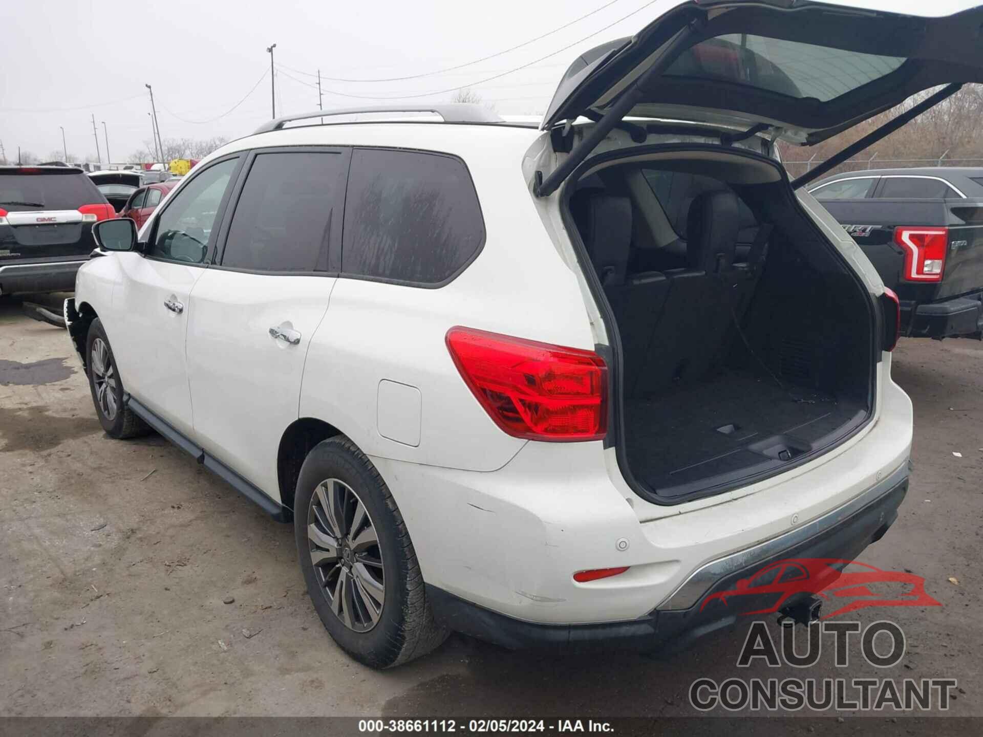 NISSAN PATHFINDER 2019 - 5N1DR2MM6KC644180