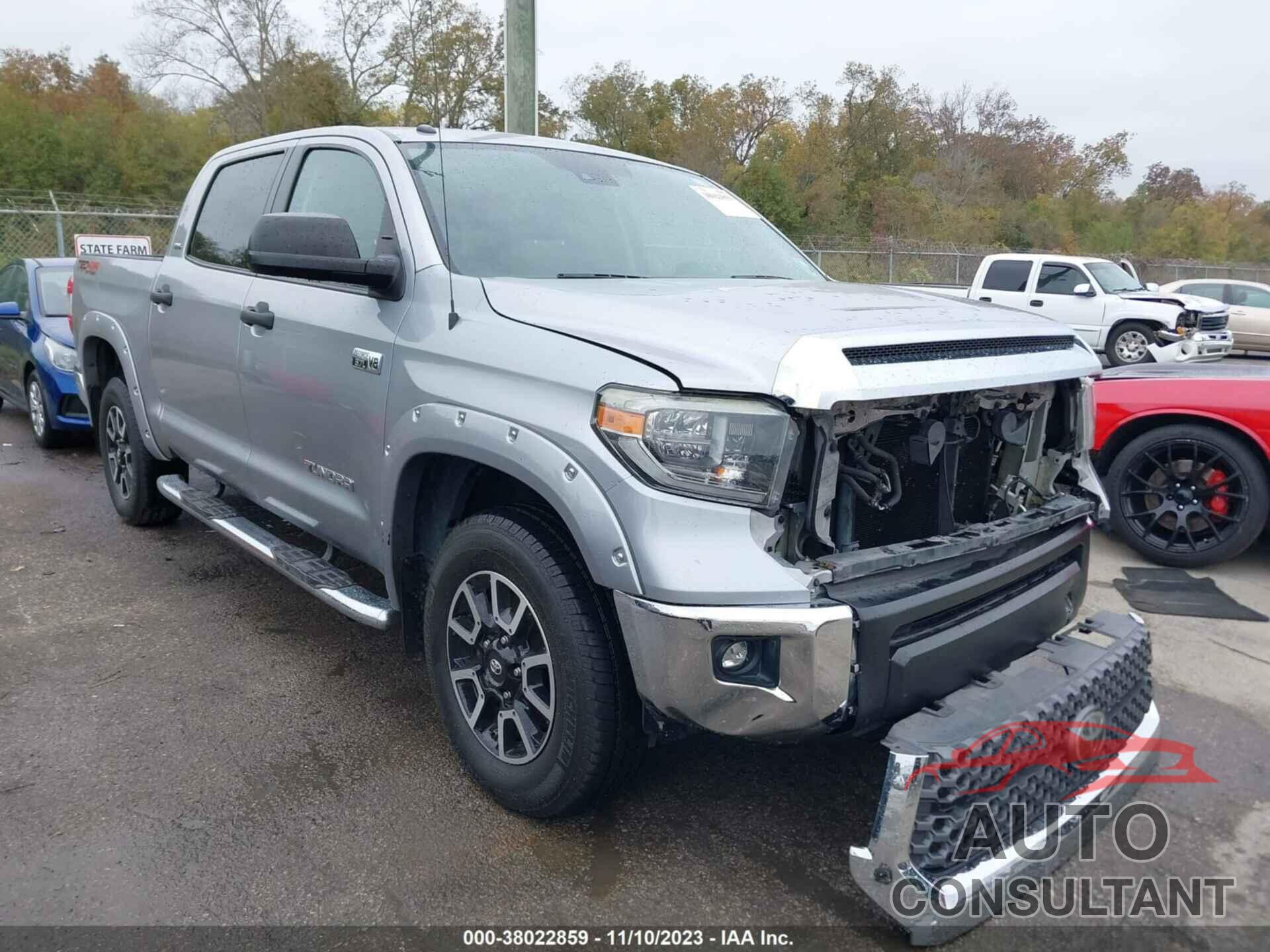 TOYOTA TUNDRA 2018 - 5TFDY5F11JX688445