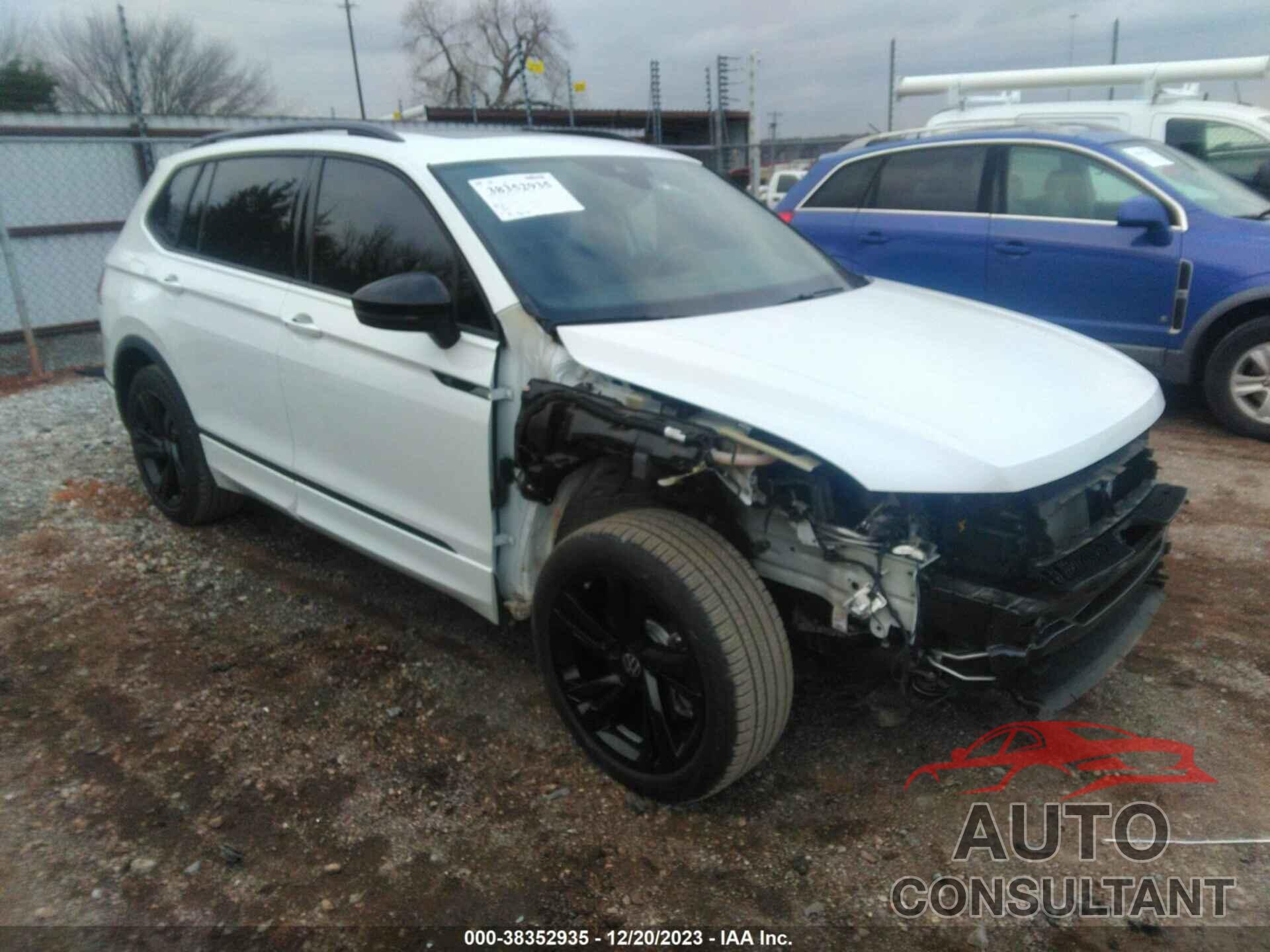 VOLKSWAGEN TIGUAN 2023 - 3VVCB7AX5PM070470