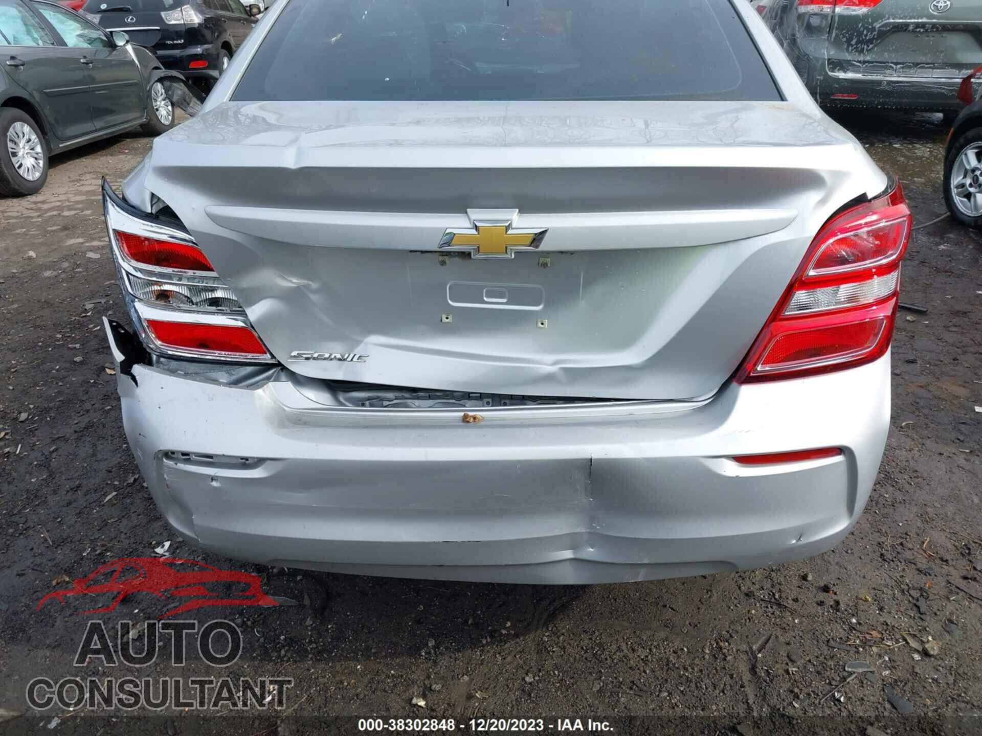 CHEVROLET SONIC 2017 - 1G1JB5SH2H4146119