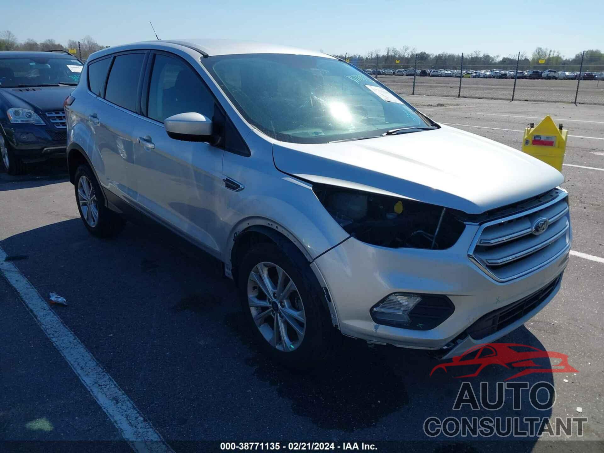 FORD ESCAPE 2019 - 1FMCU0GD5KUA07575