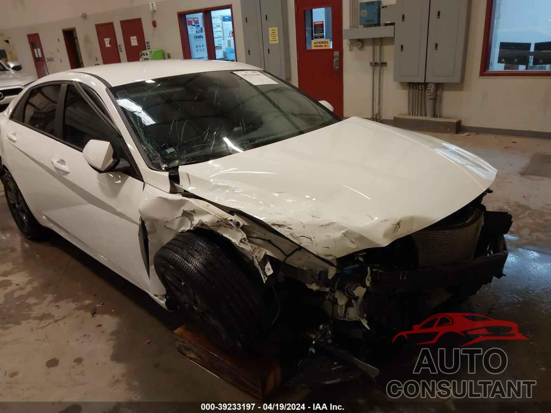 HYUNDAI ELANTRA 2022 - KMHLM4AJ4NU030436