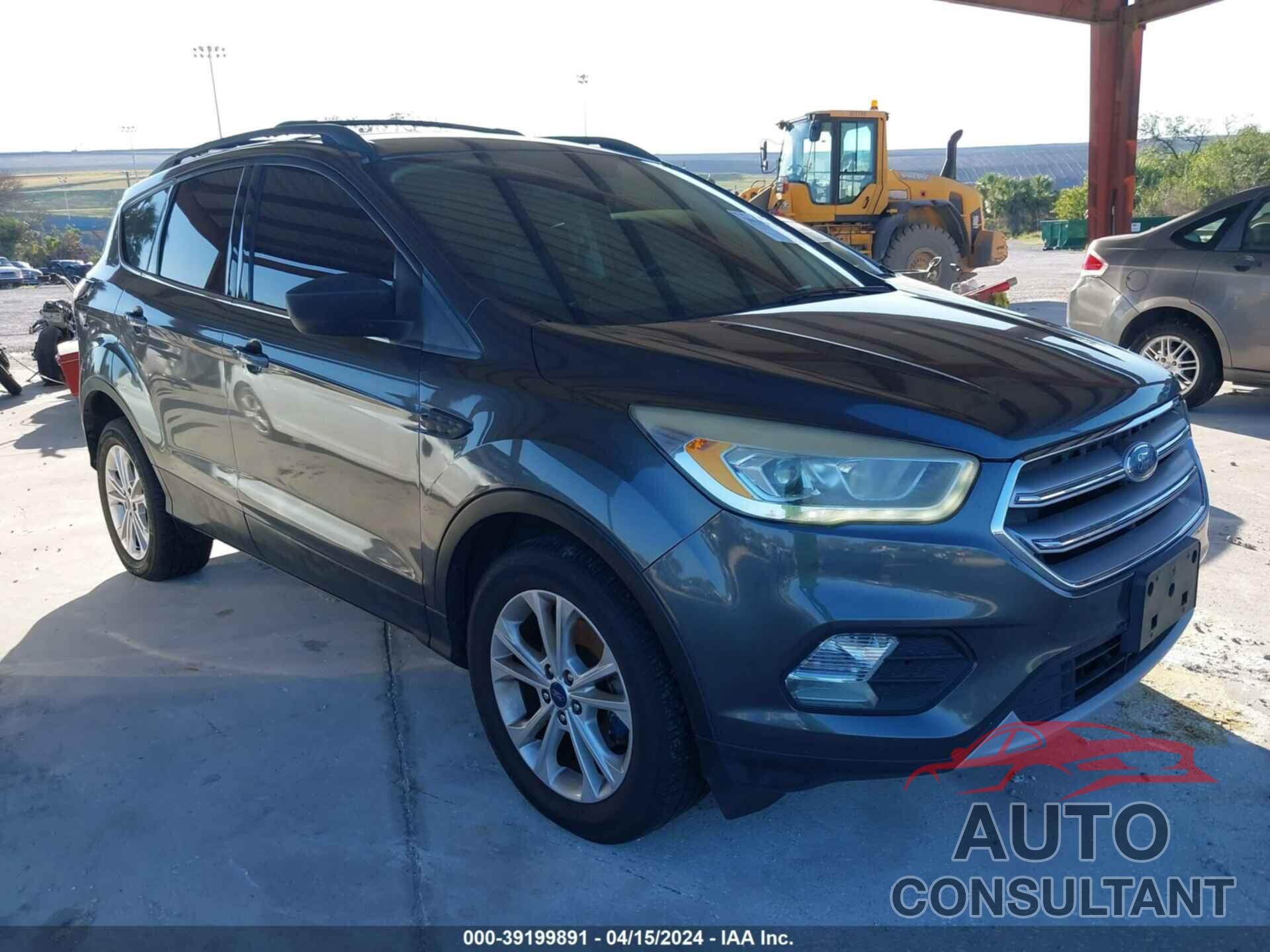 FORD ESCAPE 2017 - 1FMCU0GD0HUC11354