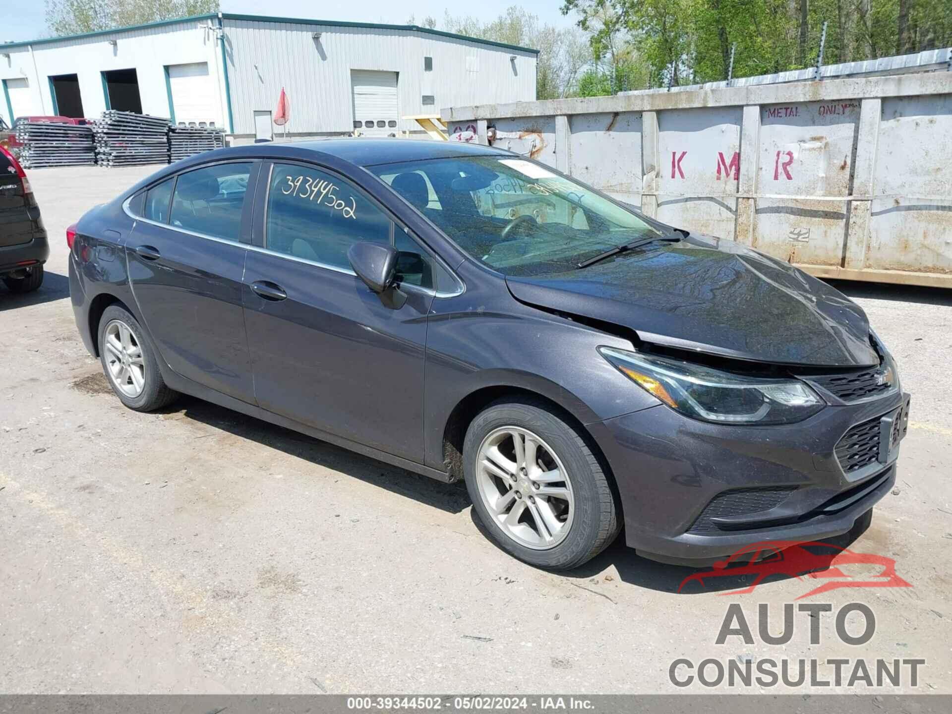 CHEVROLET CRUZE 2017 - 1G1BE5SM8H7268247