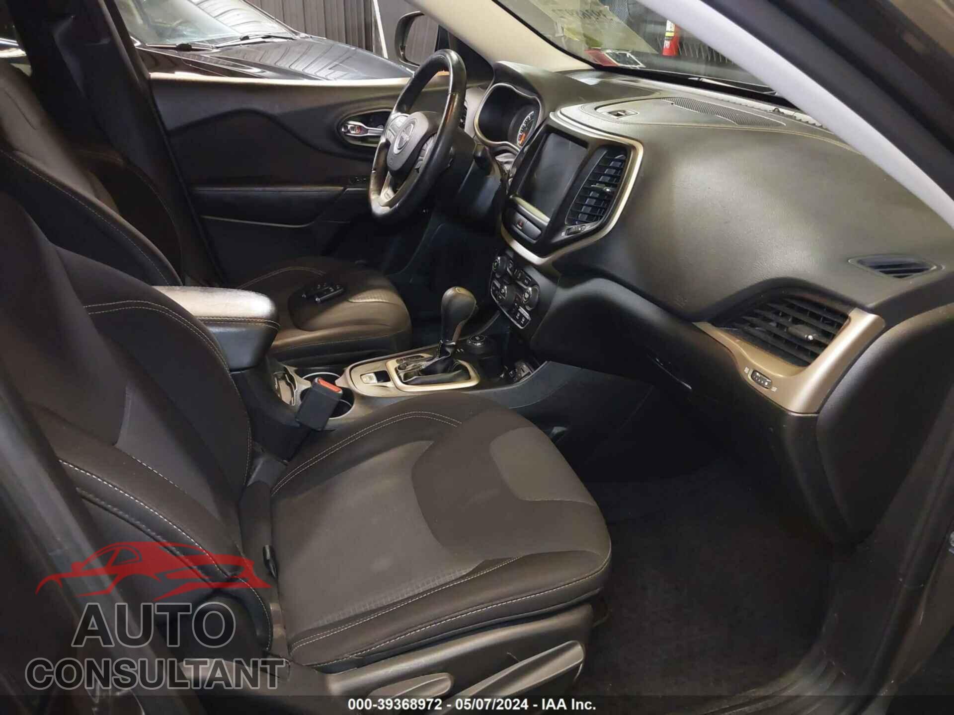 JEEP CHEROKEE 2017 - 1C4PJMCS9HW504748