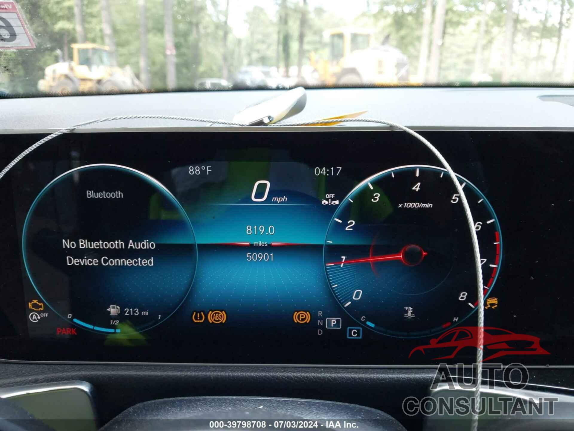MERCEDES-BENZ GLB 250 2021 - W1N4M4GB8MW157887