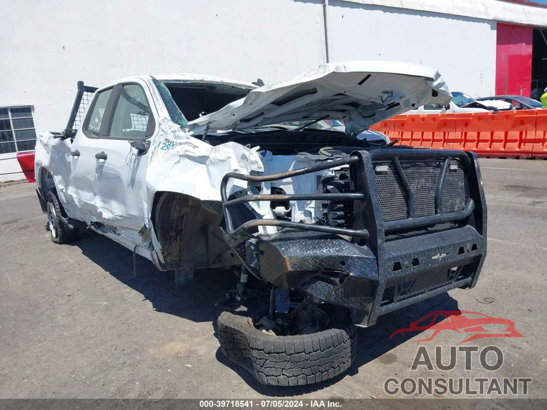 CHEVROLET SILVERADO 1500 2020 - 1GCRYAEF3LZ290639