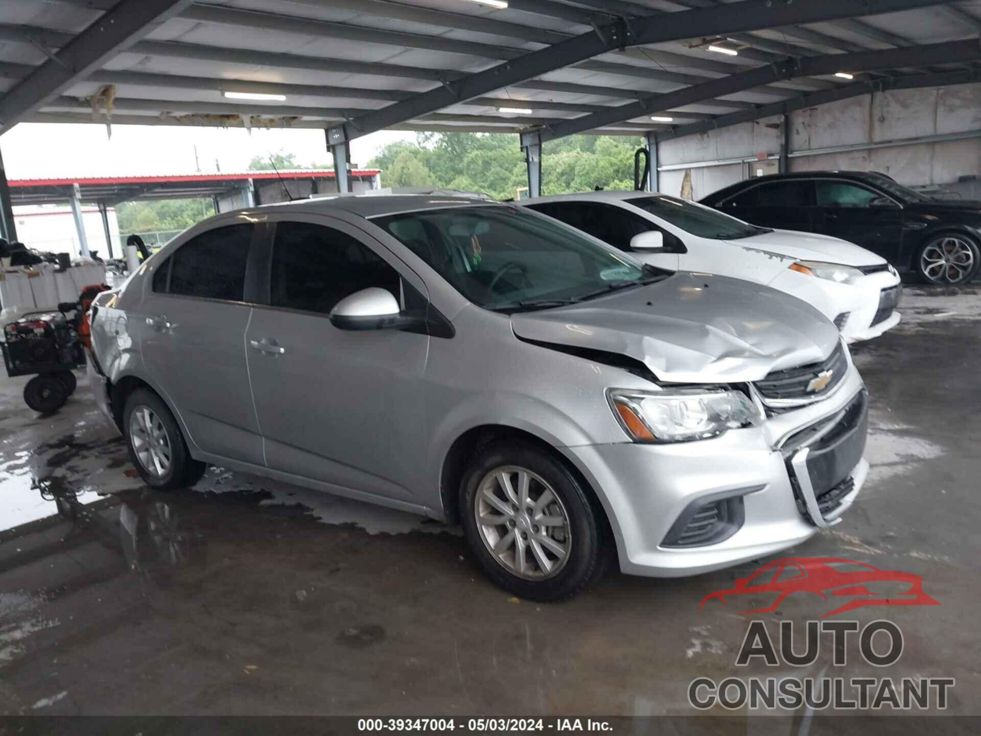 CHEVROLET SONIC 2017 - 1G1JD5SH6H4112243