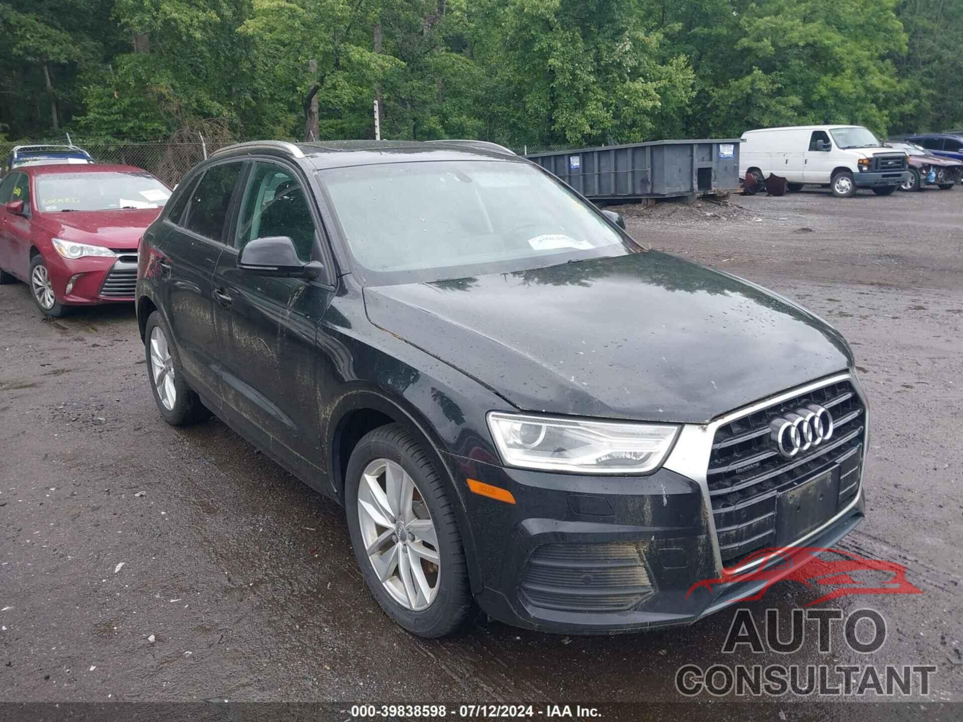 AUDI Q3 2017 - WA1ECCFS3HR015648