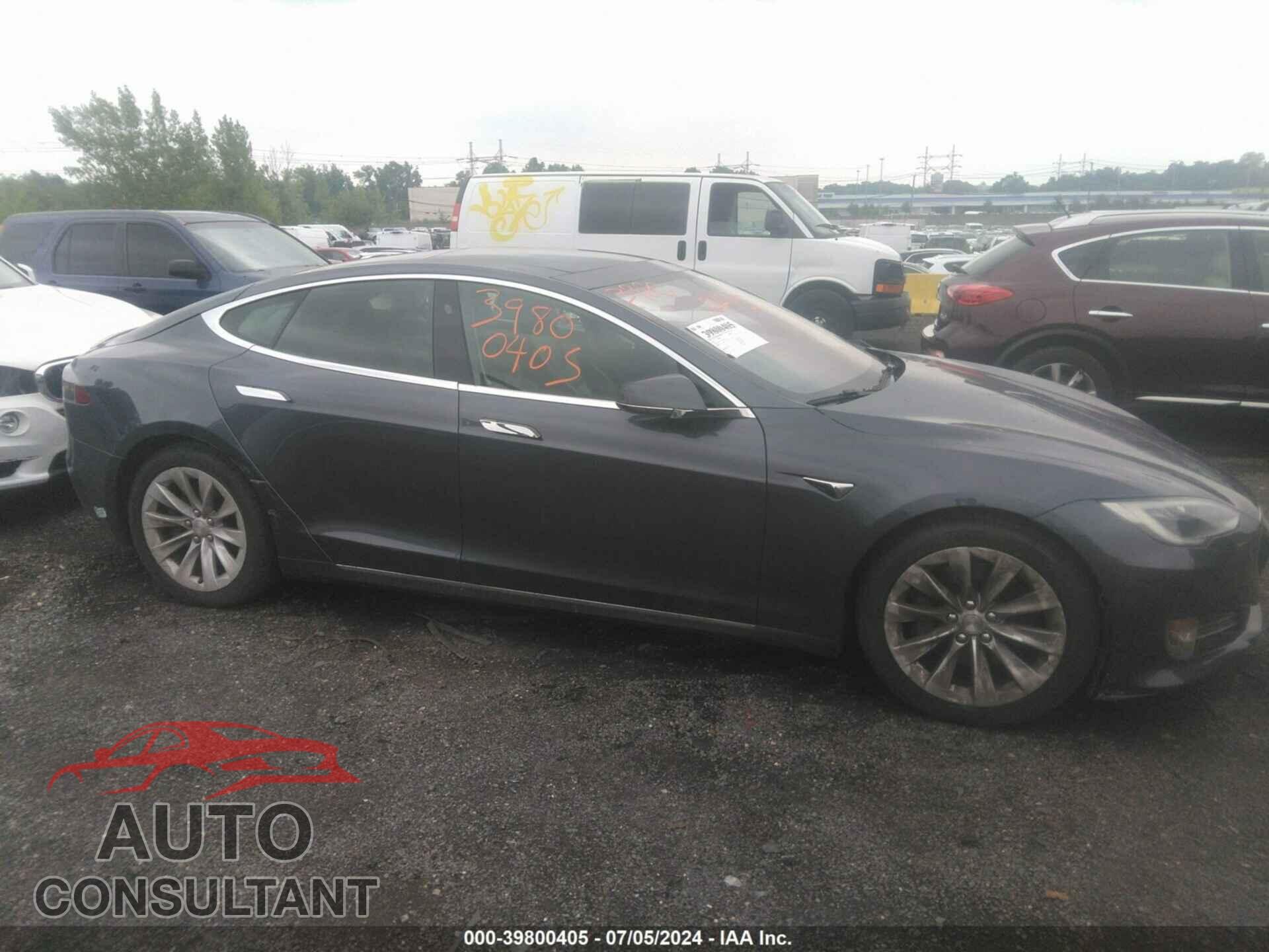 TESLA MODEL S 2017 - 5YJSA1E21HF186599