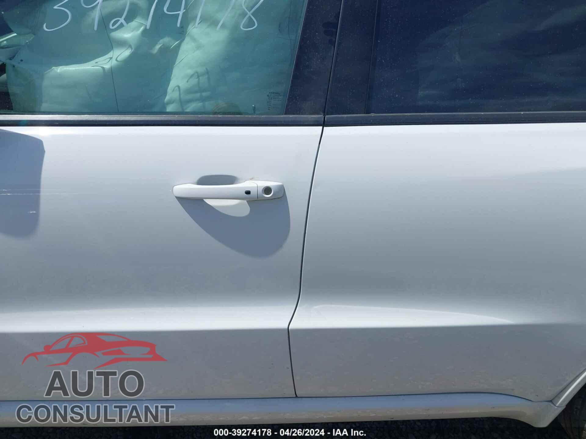 DODGE DURANGO 2018 - 1C4SDJCTXJC439523