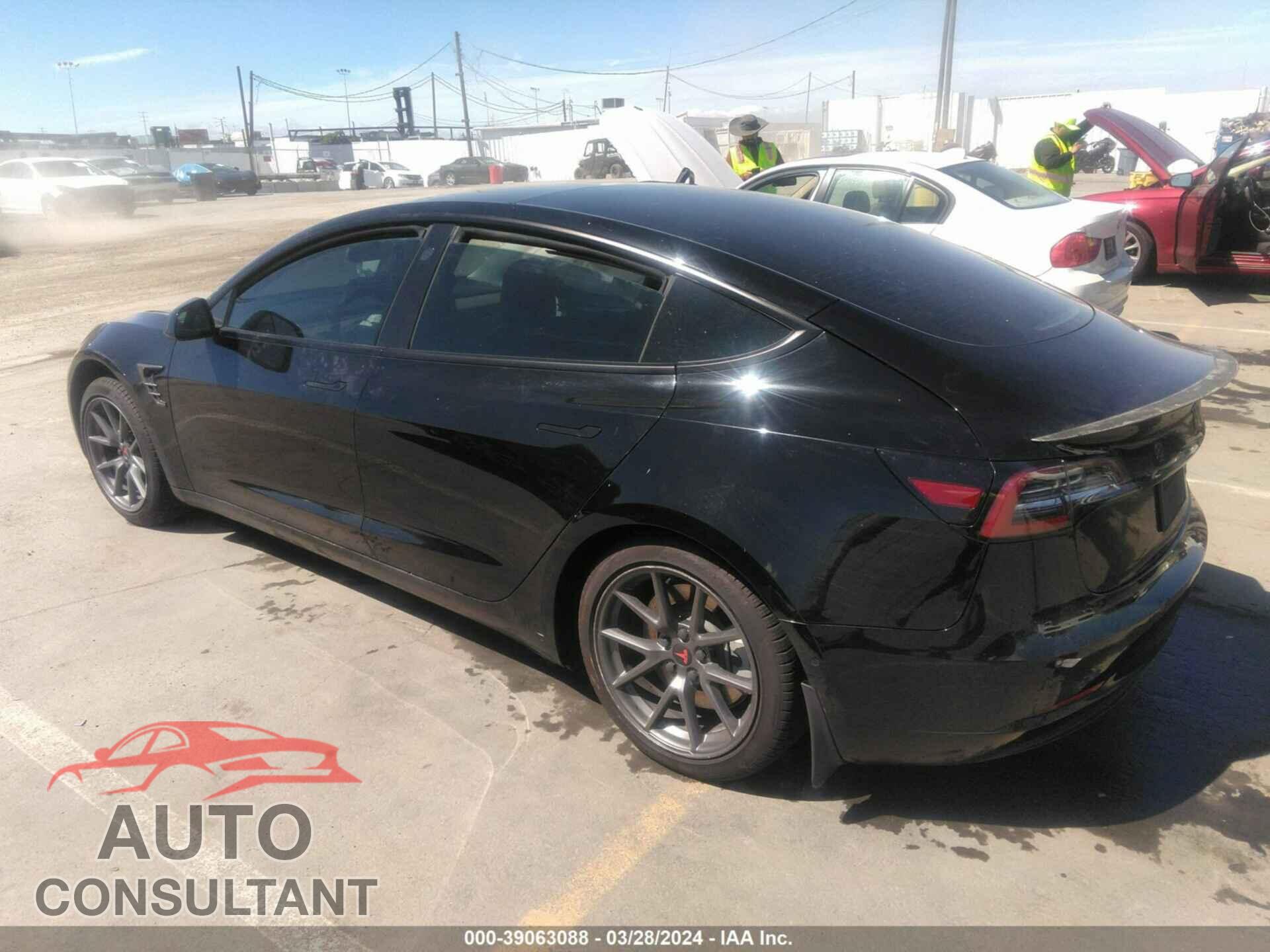 TESLA MODEL 3 2022 - 5YJ3E1EA6NF113448