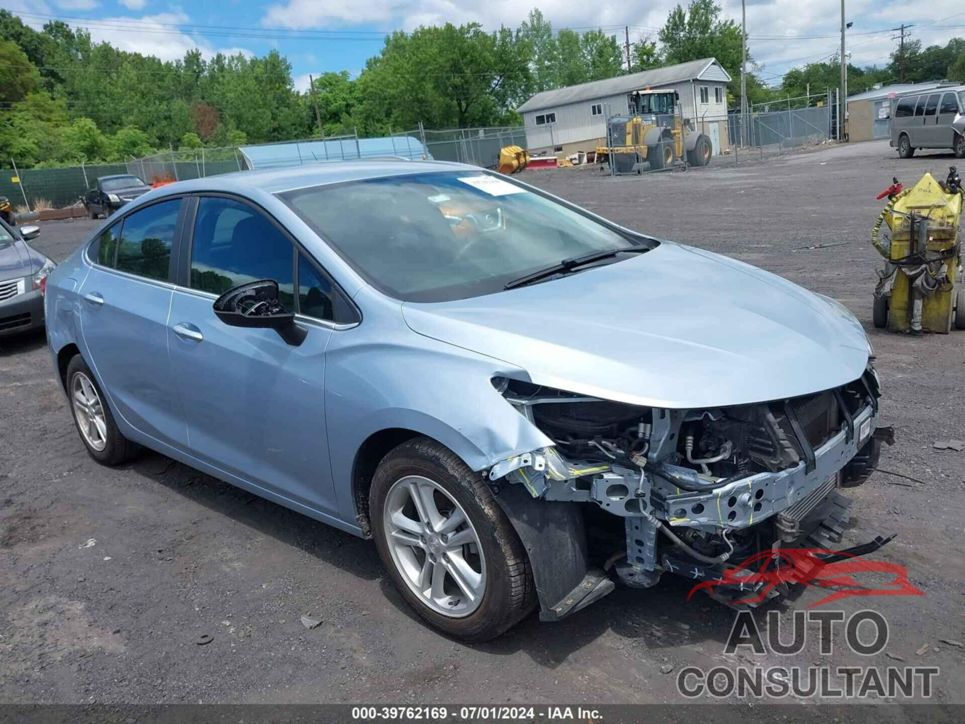 CHEVROLET CRUZE 2017 - 1G1BE5SM7H7217922