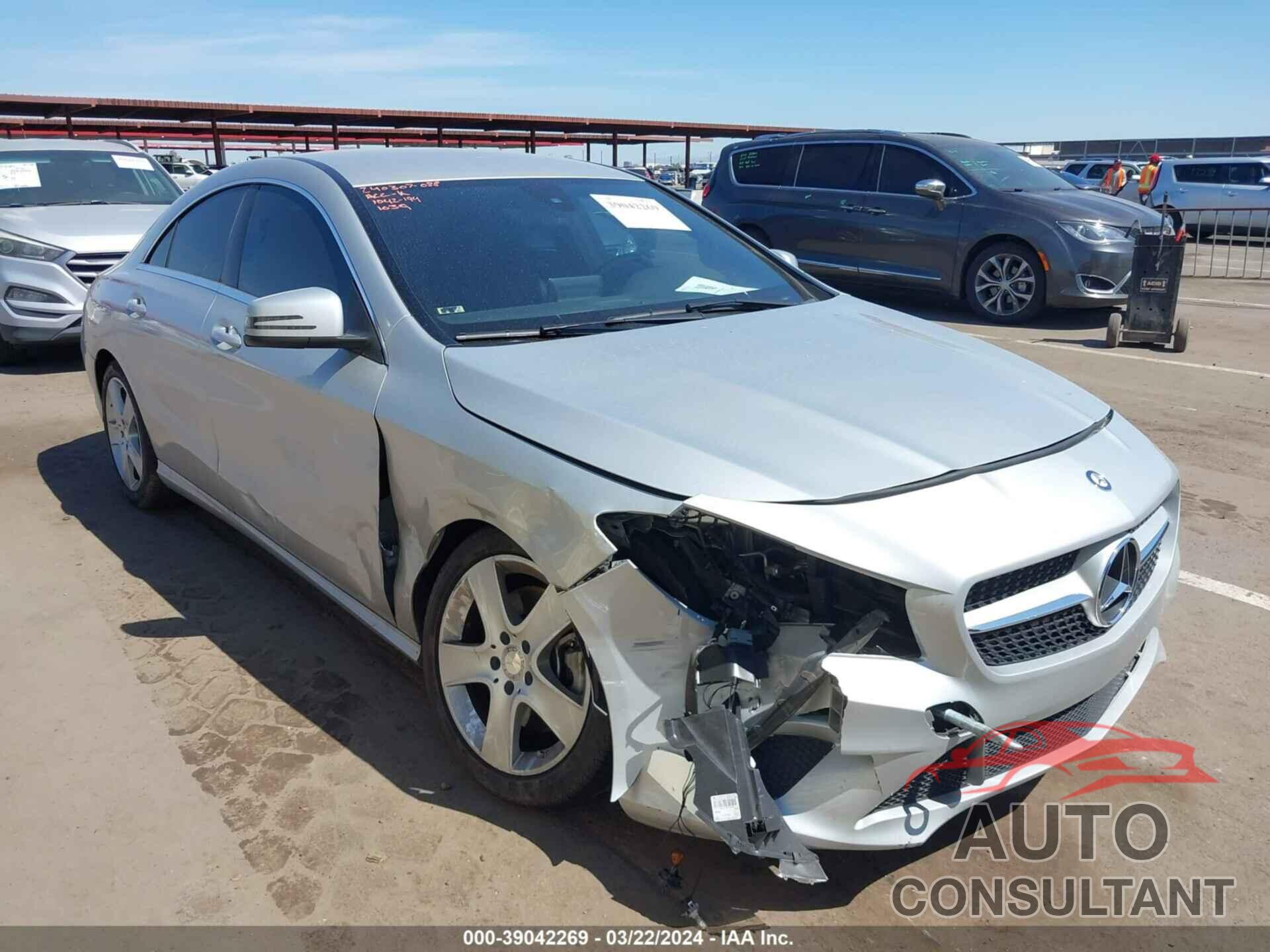 MERCEDES-BENZ CLA 250 2016 - WDDSJ4EB4GN301039