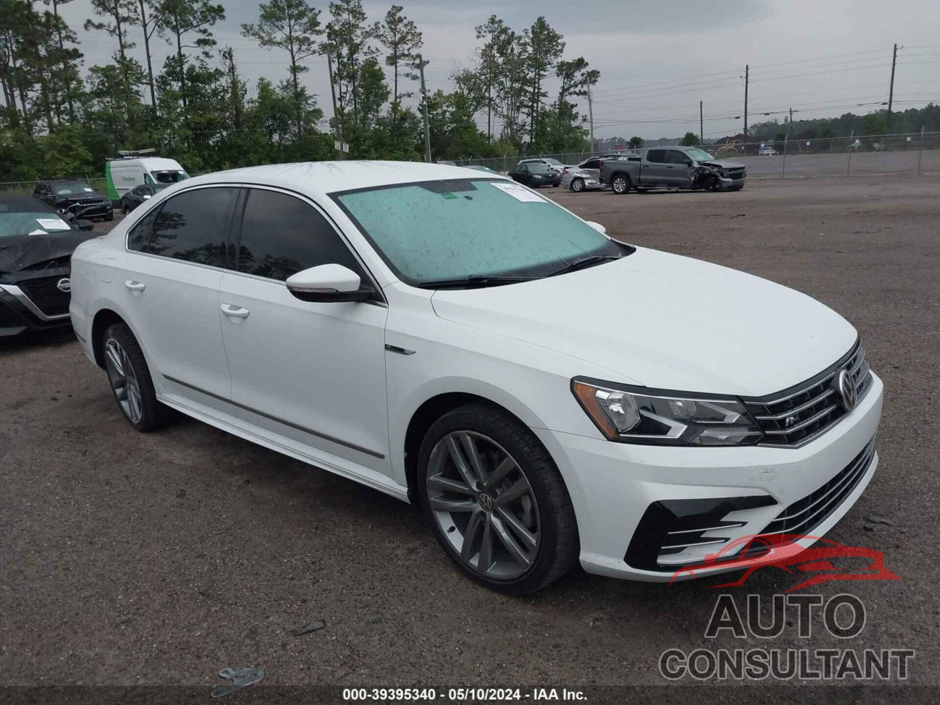 VOLKSWAGEN PASSAT 2017 - 1VWDT7A33HC048853
