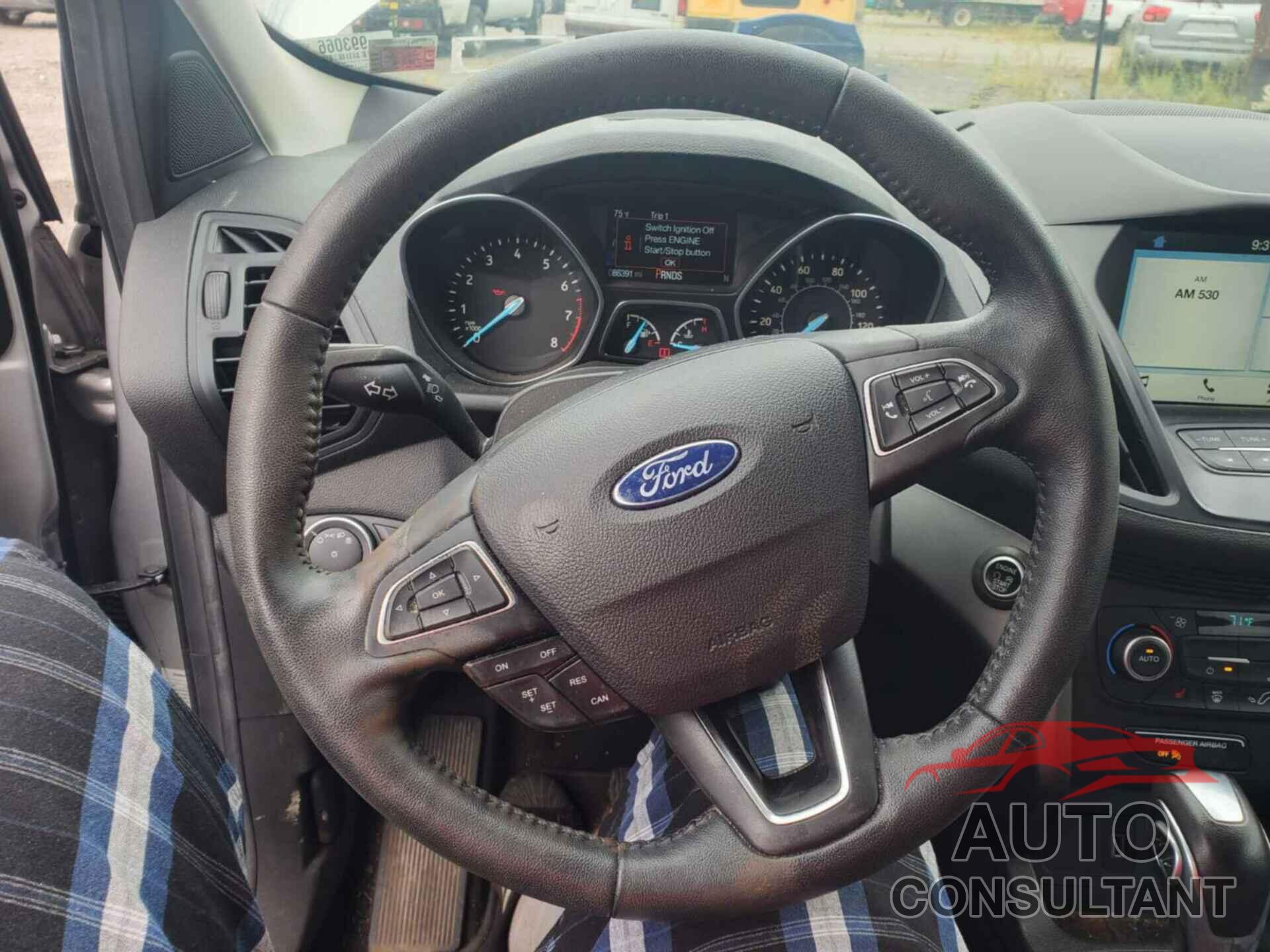 FORD ESCAPE 2019 - 1FMCU9HD9KUA65613