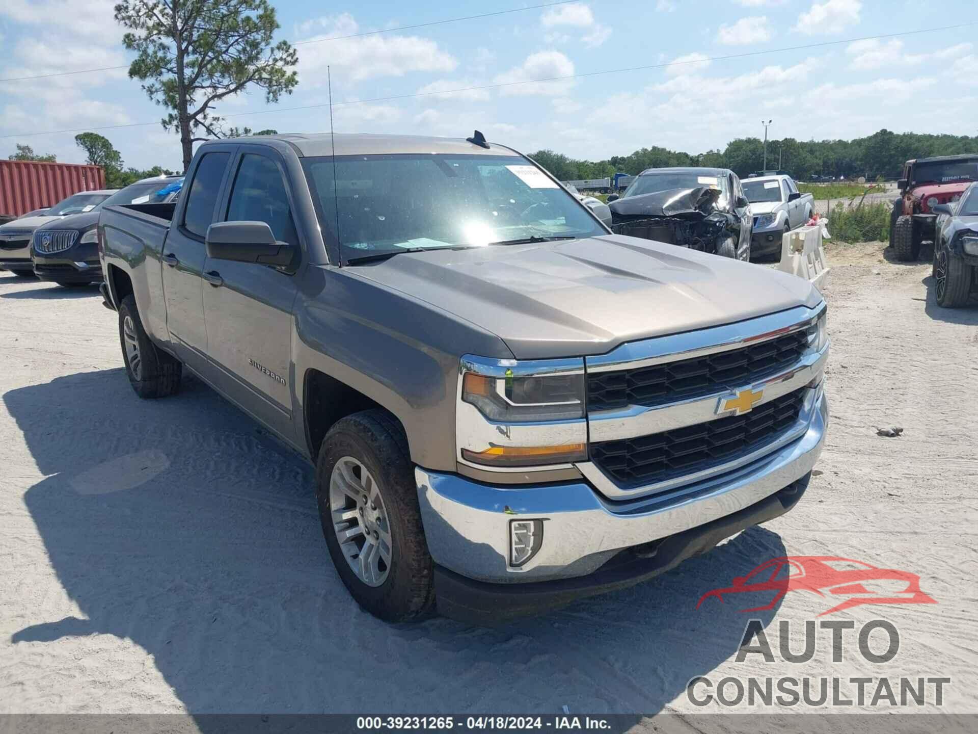 CHEVROLET SILVERADO 1500 2017 - 1GCVKREC8HZ297355