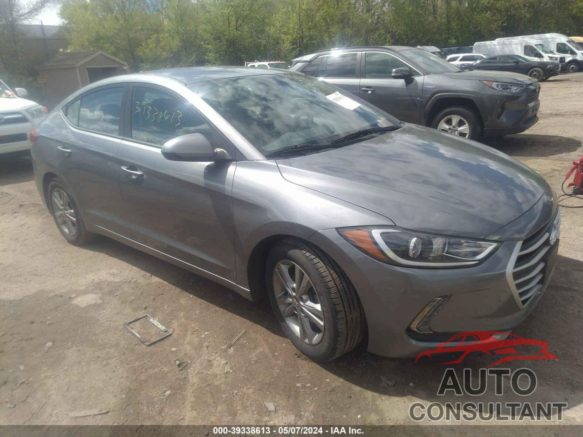 HYUNDAI ELANTRA 2017 - KMHD84LF1HU207854