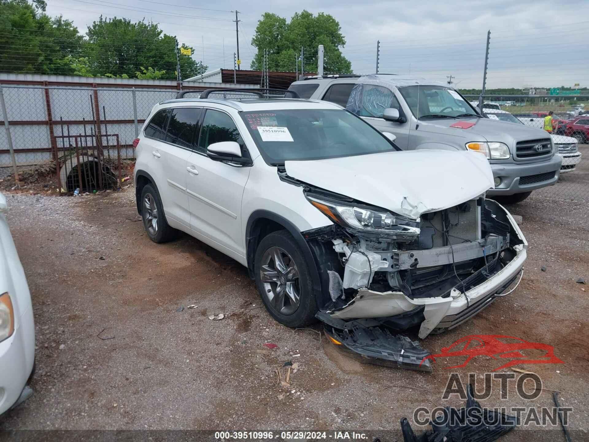 TOYOTA HIGHLANDER 2018 - 5TDDZRFH0JS813586