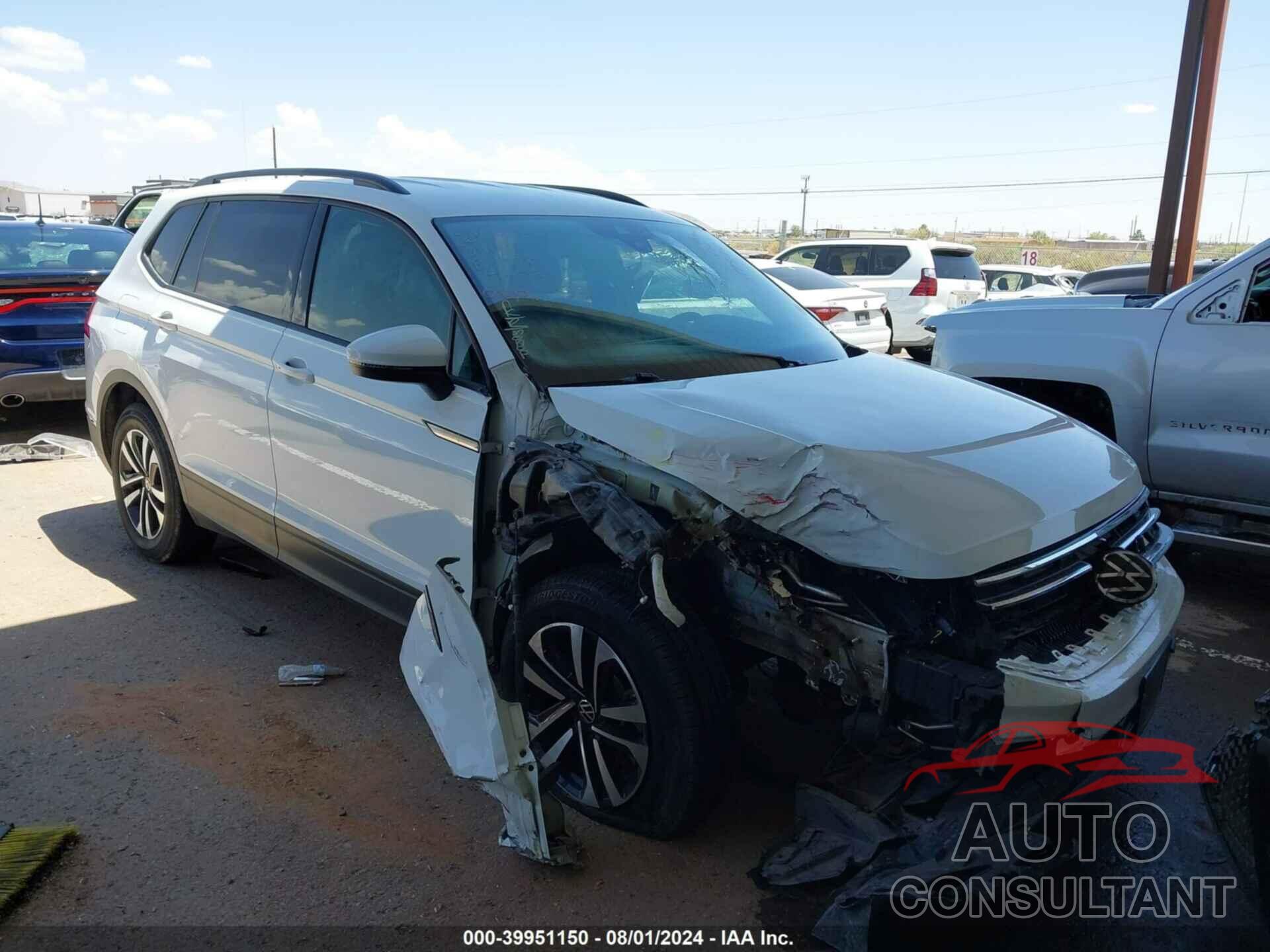 VOLKSWAGEN TIGUAN 2022 - 3VV1B7AX4NM061036