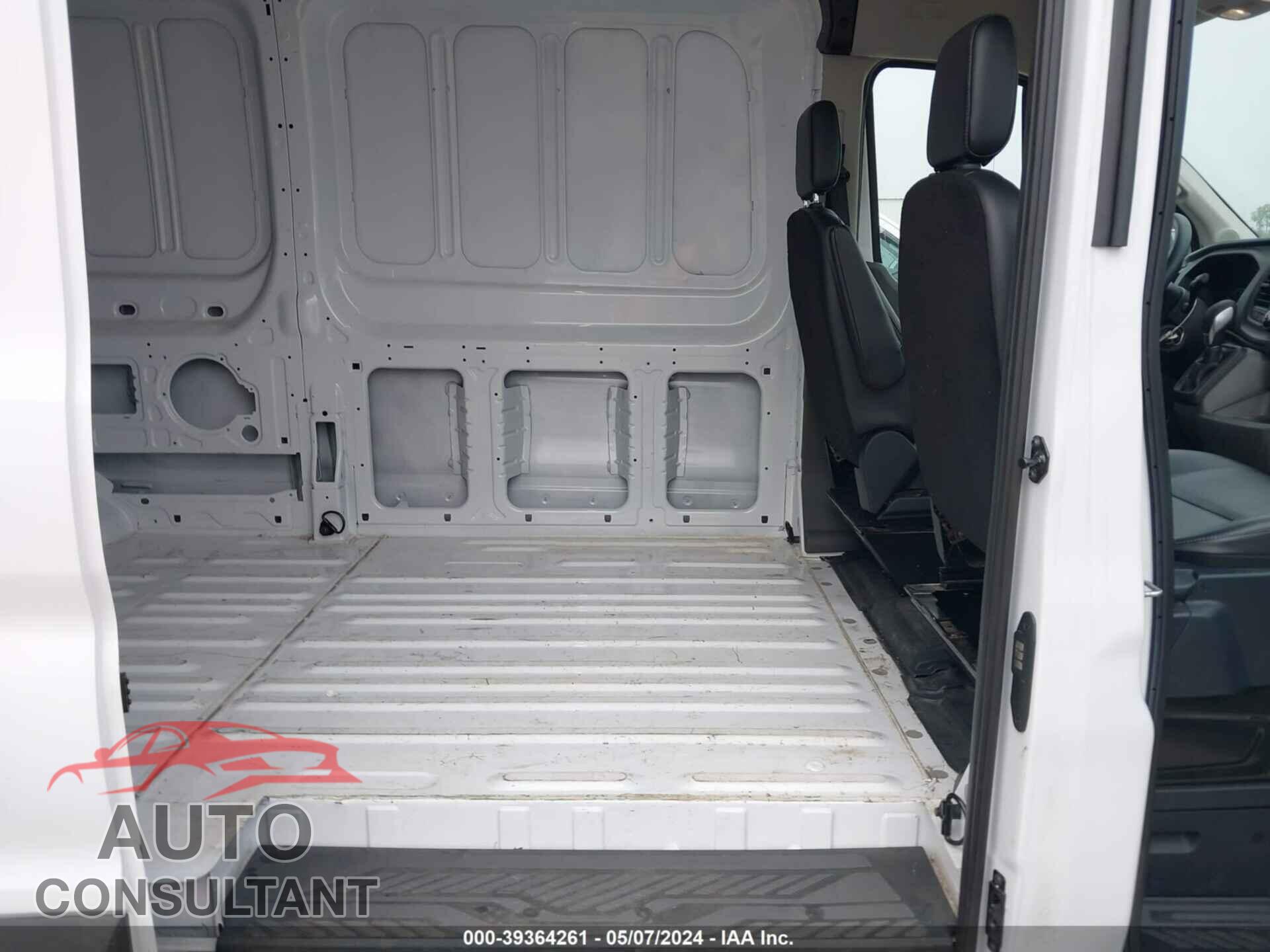 FORD TRANSIT 2023 - 1FTBR2C87PKB38385