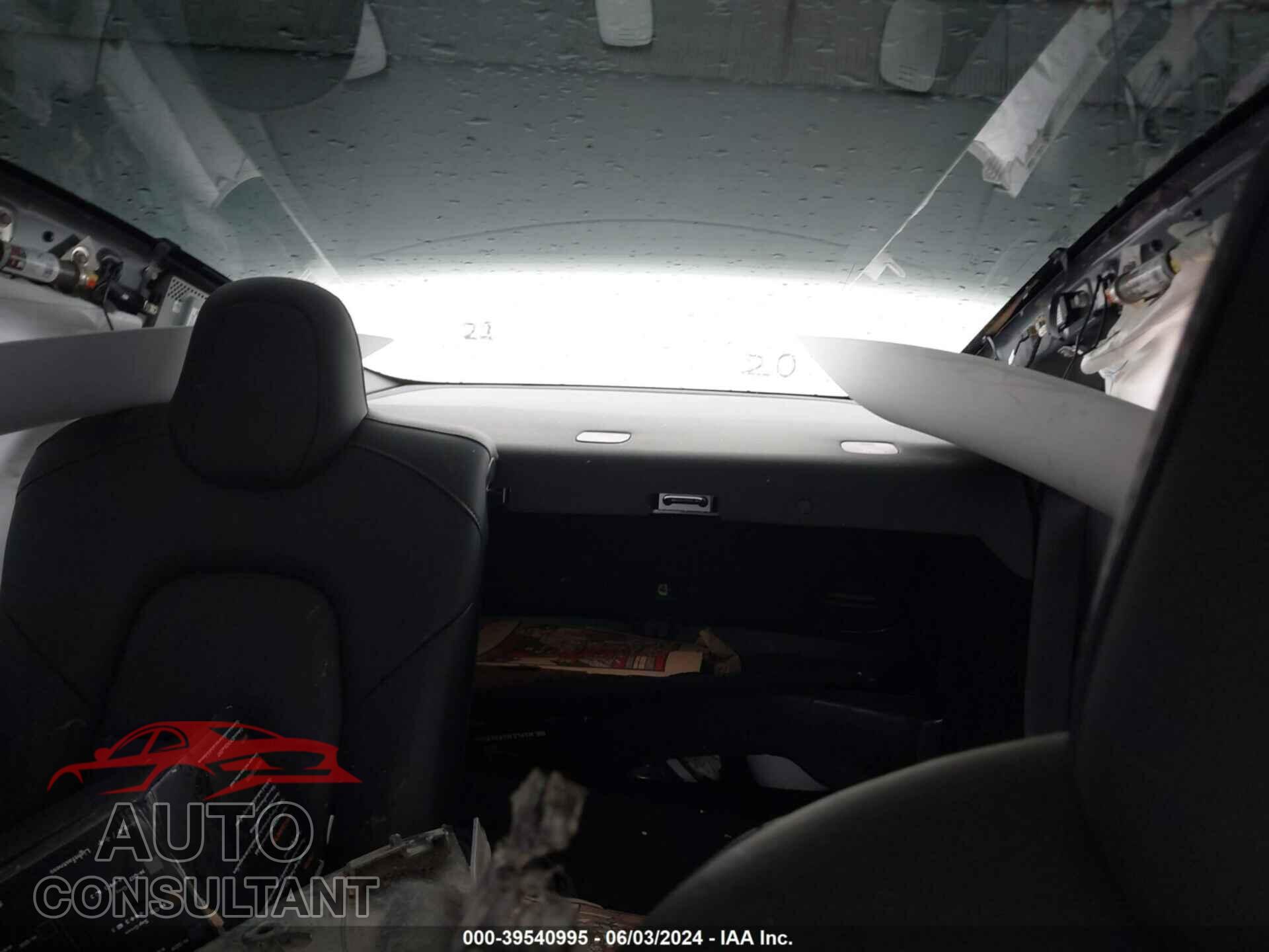 TESLA MODEL 3 2018 - 5YJ3E1EA3JF102112