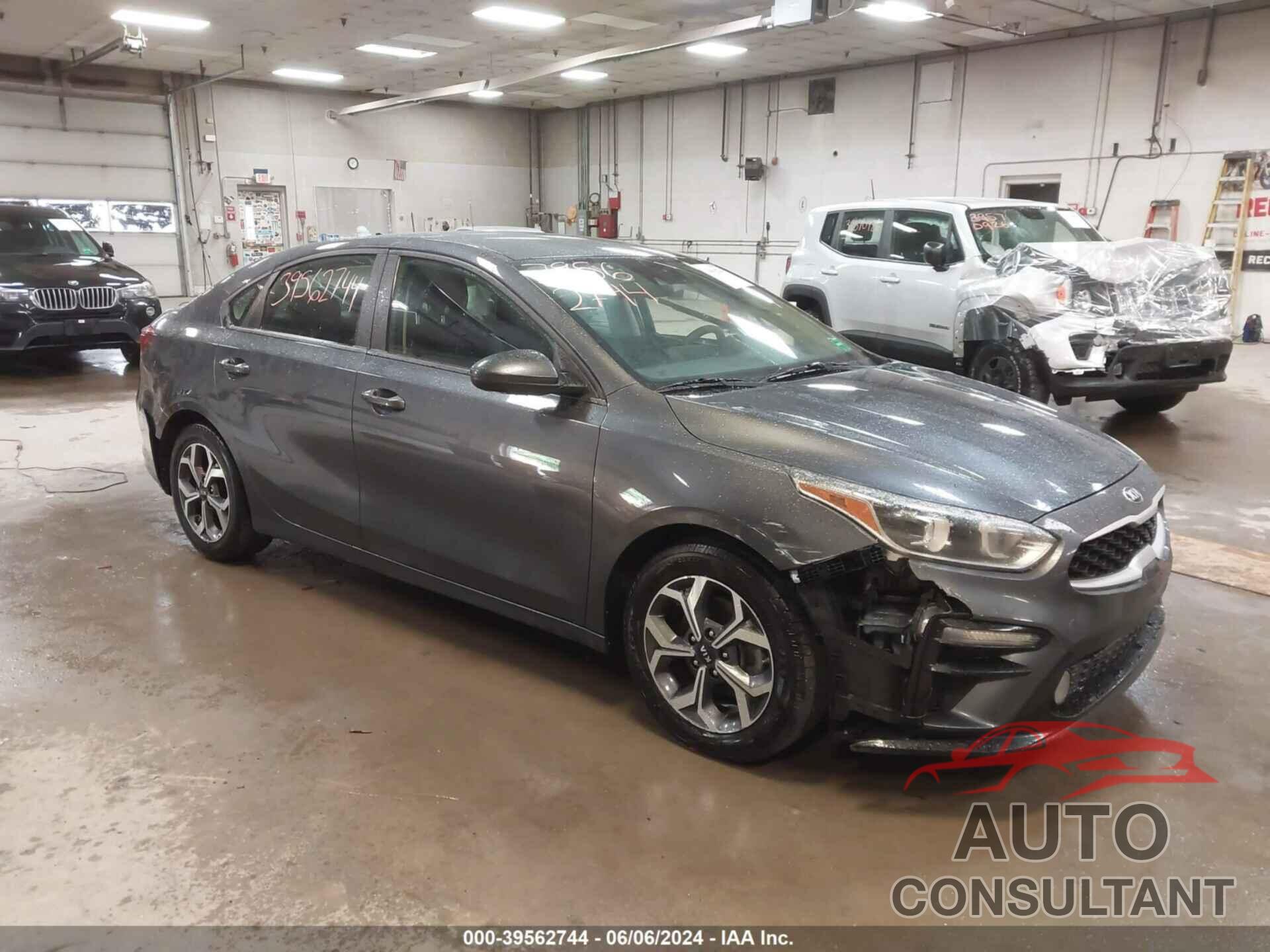 KIA FORTE 2019 - 3KPF24AD1KE061042