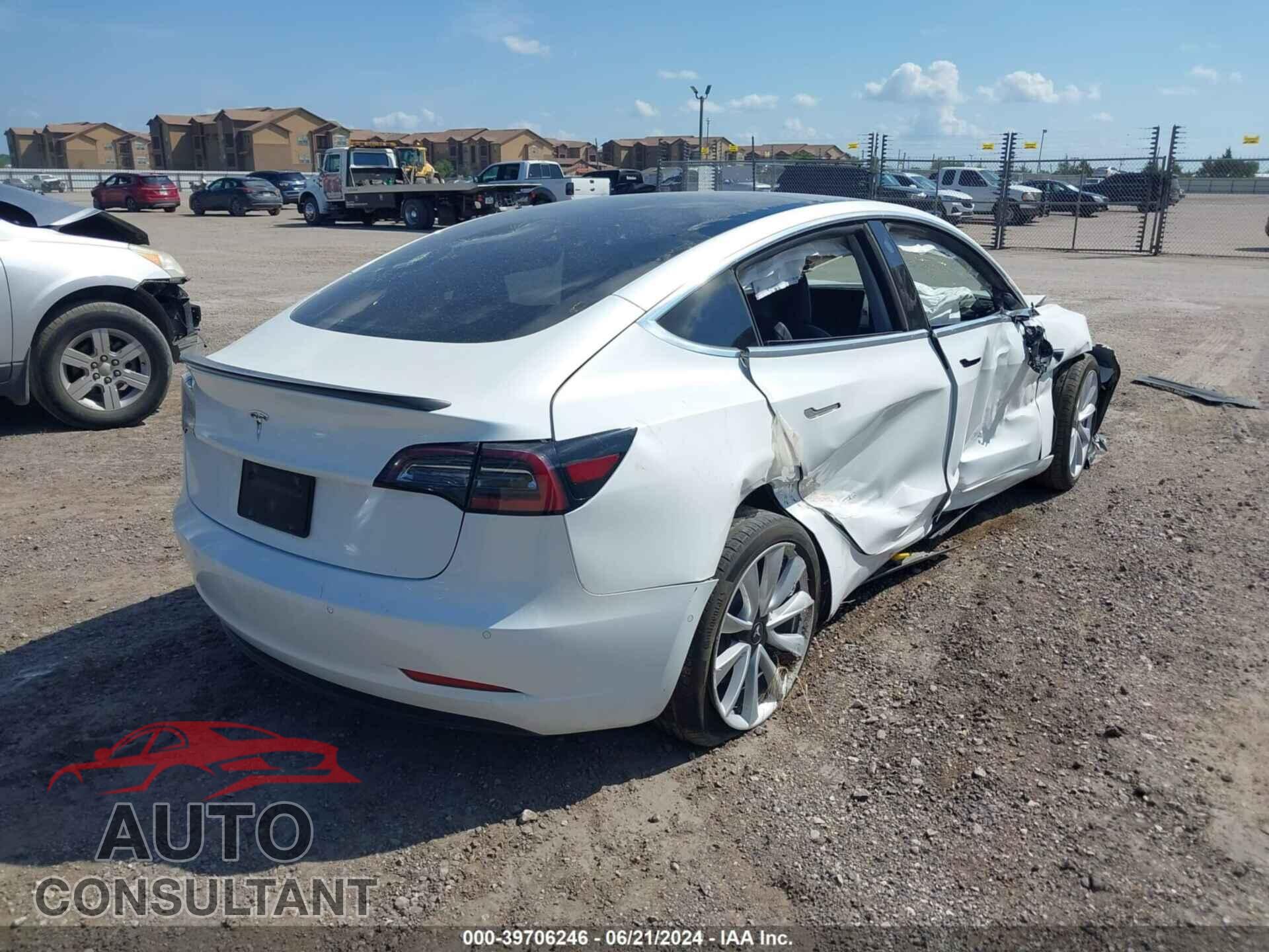TESLA MODEL 3 2019 - 5YJ3E1EA8KF323609