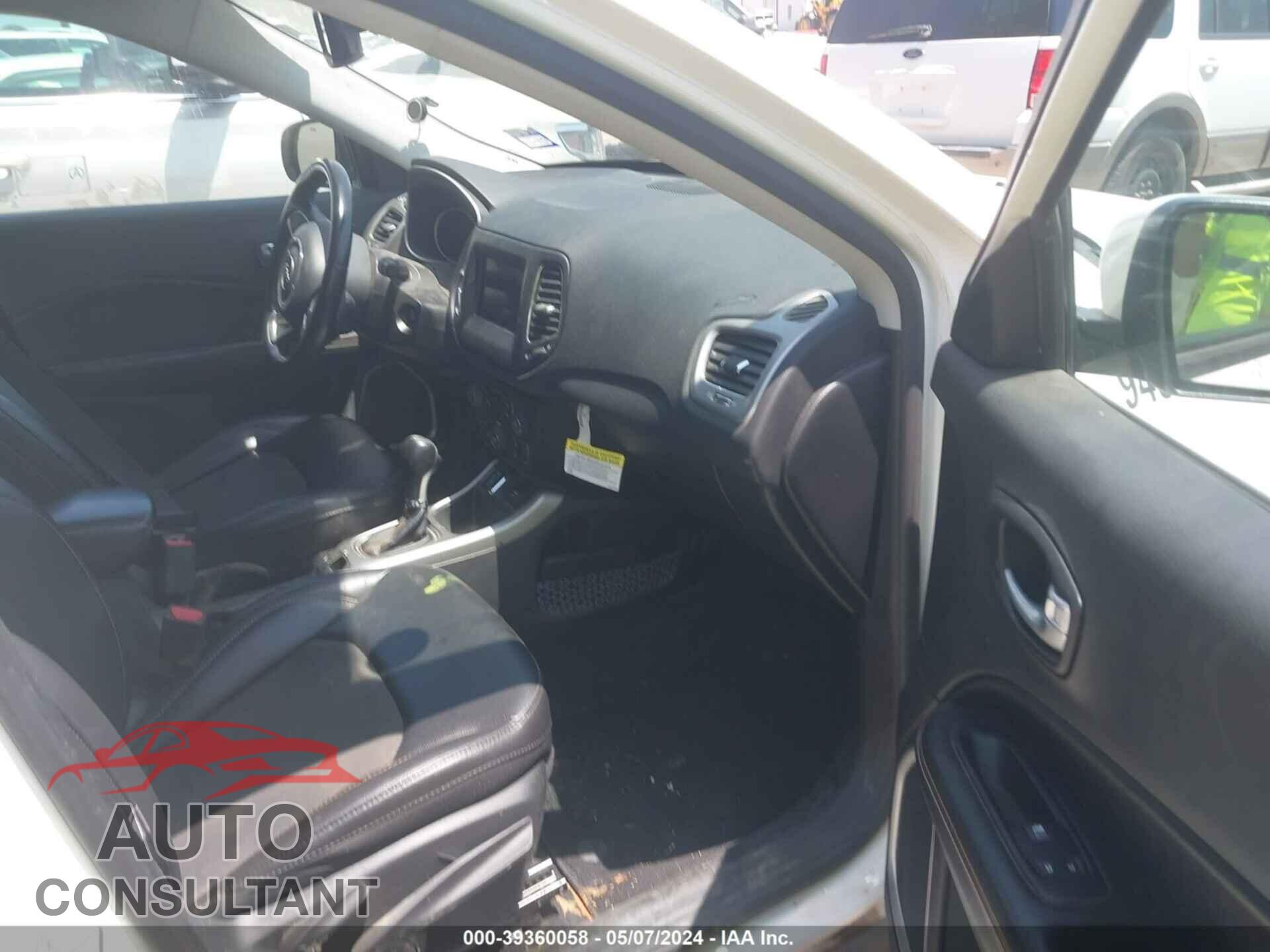 JEEP COMPASS 2019 - 3C4NJCBB9KT802913