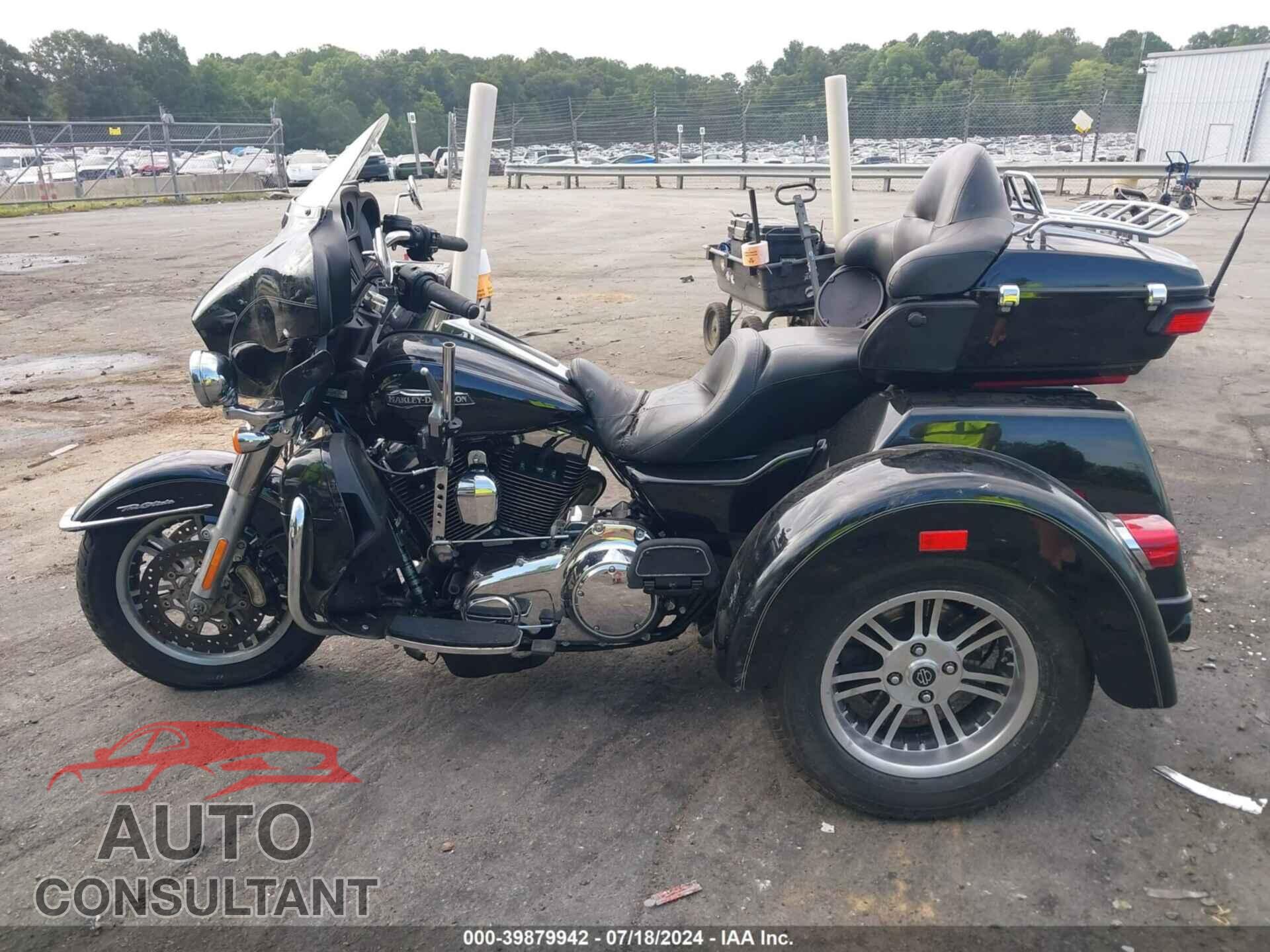 HARLEY-DAVIDSON FLHTCUTG 2014 - 1HD1MAL12EB856364