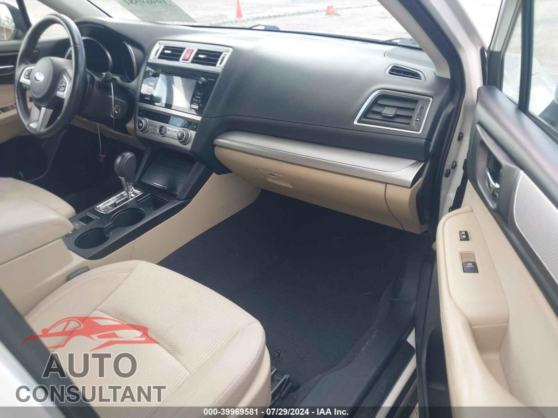 SUBARU OUTBACK 2017 - 4S4BSAFC8H3284932