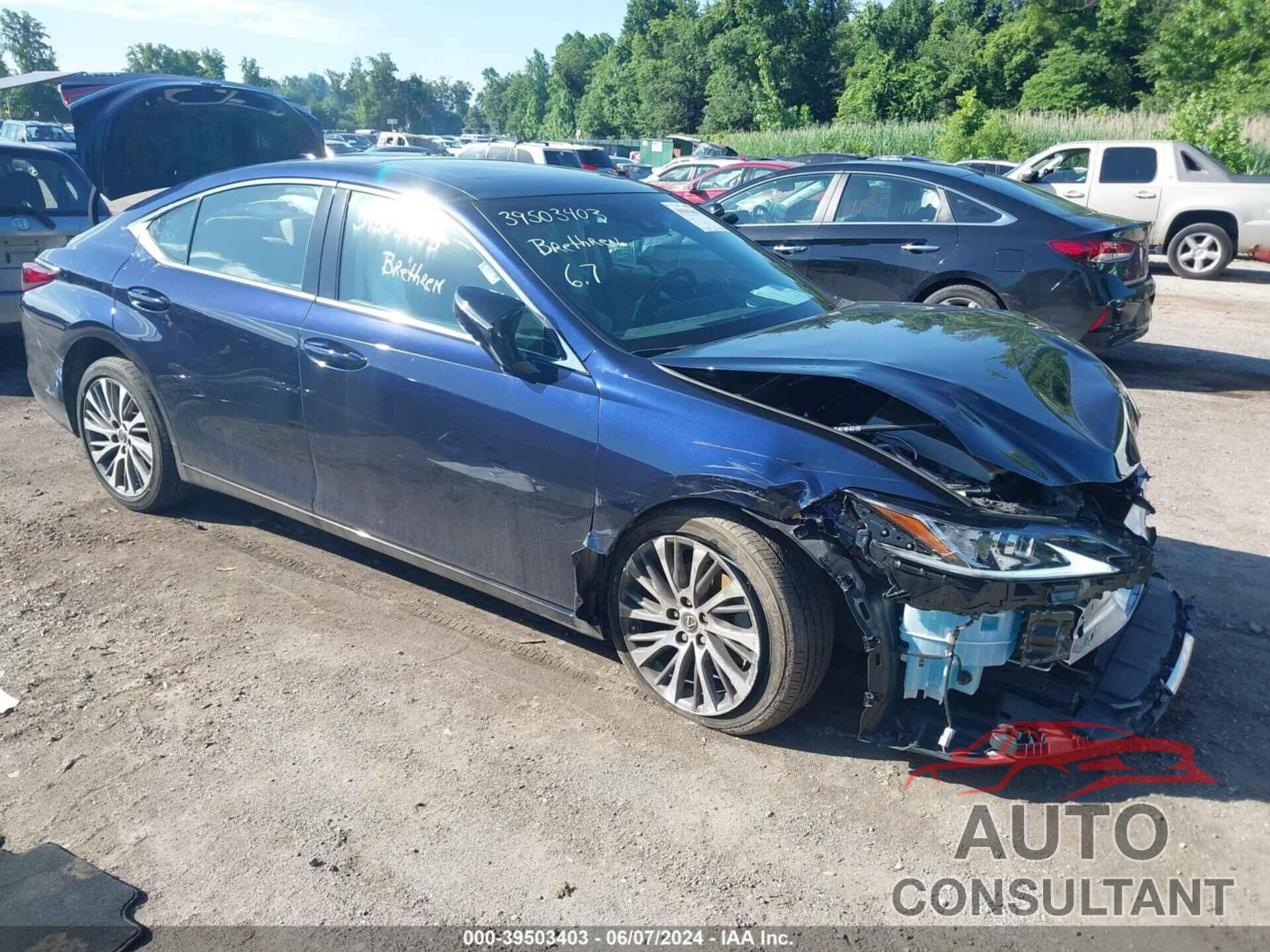 LEXUS ES 350 2021 - 58ADZ1B15MU093295