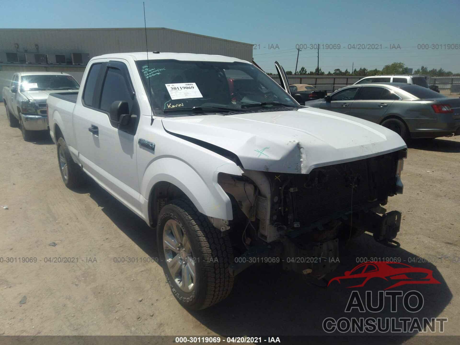 FORD F-150 2018 - 1FTFX1E59JKF02477