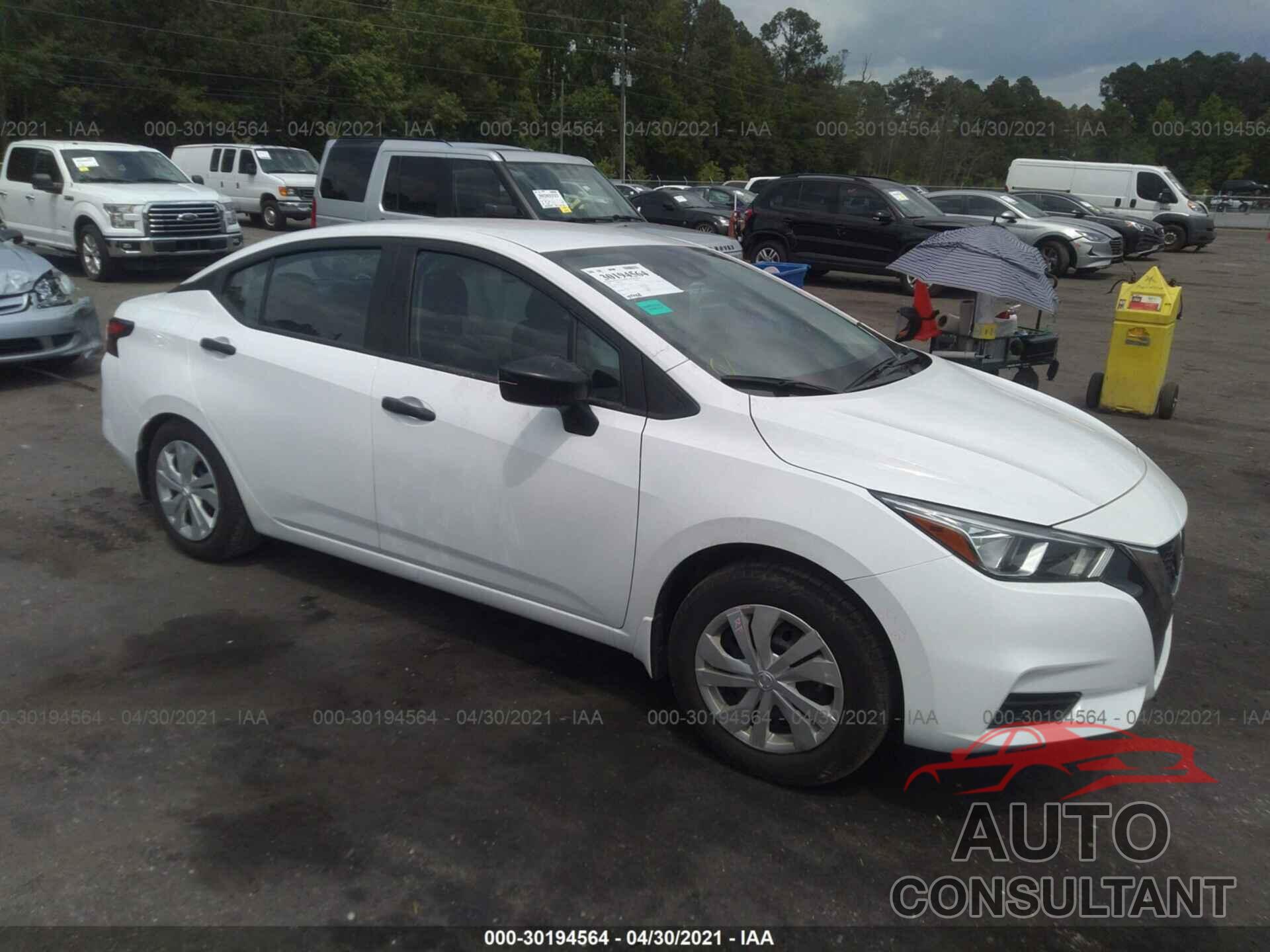NISSAN VERSA 2020 - 3N1CN8DV0LL807633