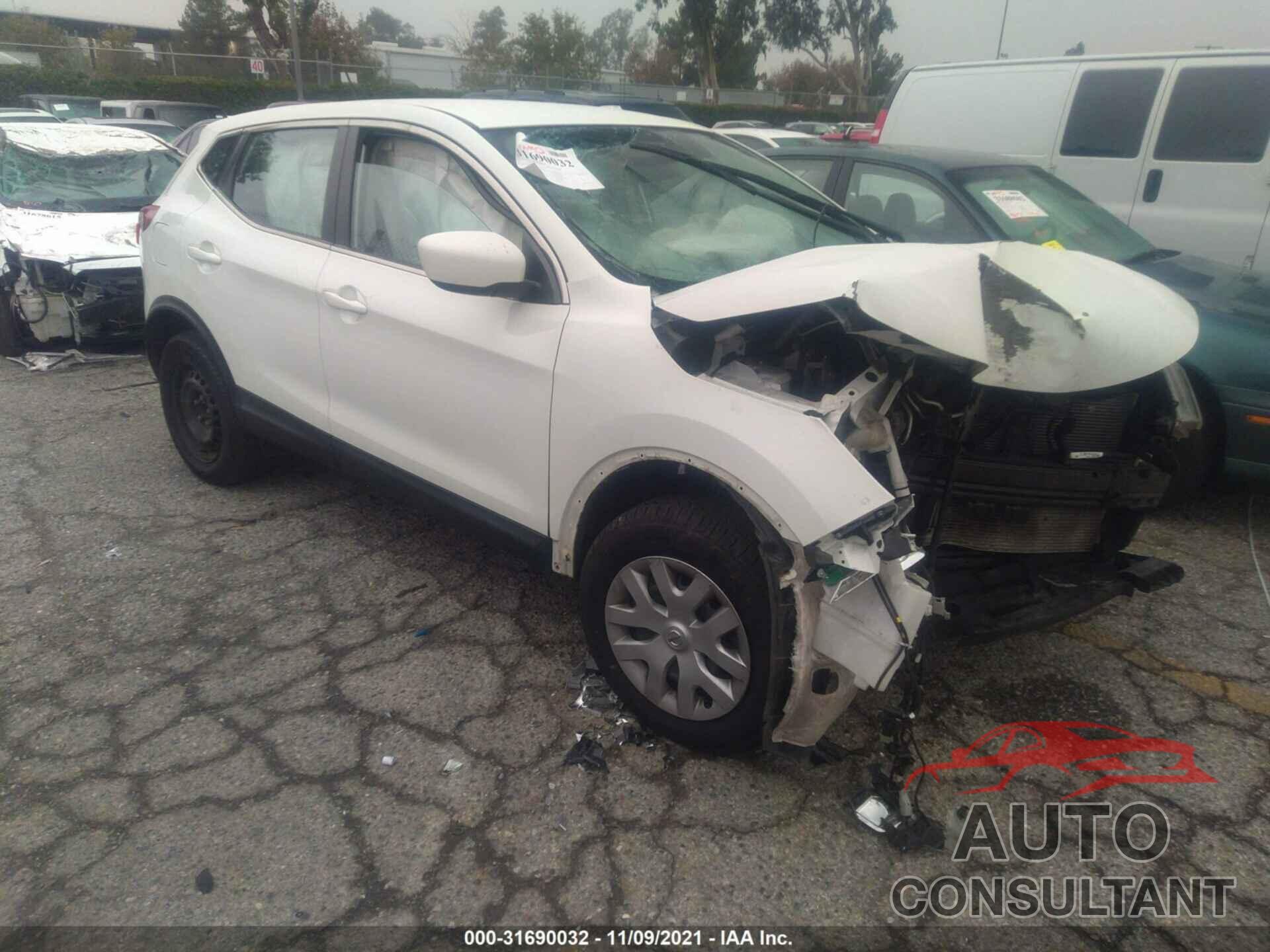 NISSAN ROGUE SPORT 2018 - JN1BJ1CP5JW157920