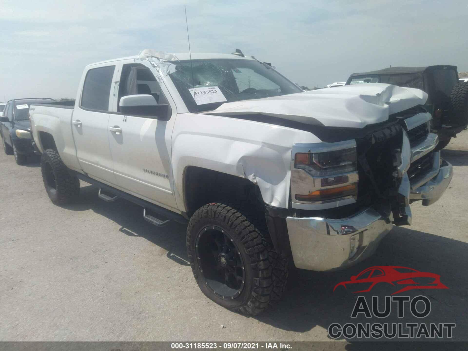 CHEVROLET SILVERADO 1500 2017 - 1GCUKREC4HF225582