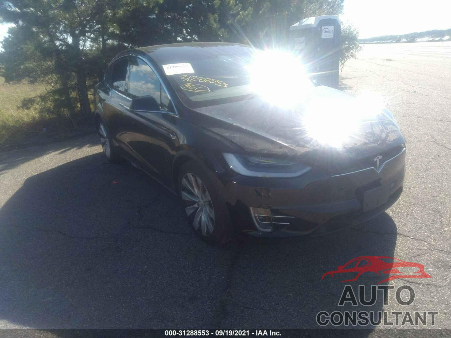 TESLA MODEL X 2020 - 5YJXCBE42LF230187