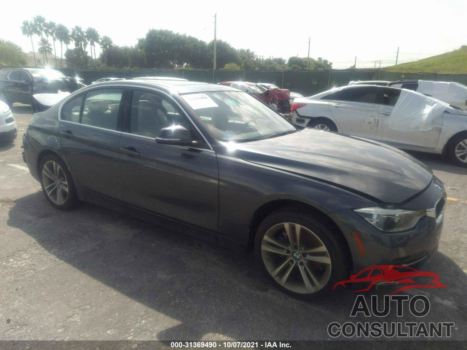 BMW 3 SERIES 2018 - WBA8B9C55JEE82767