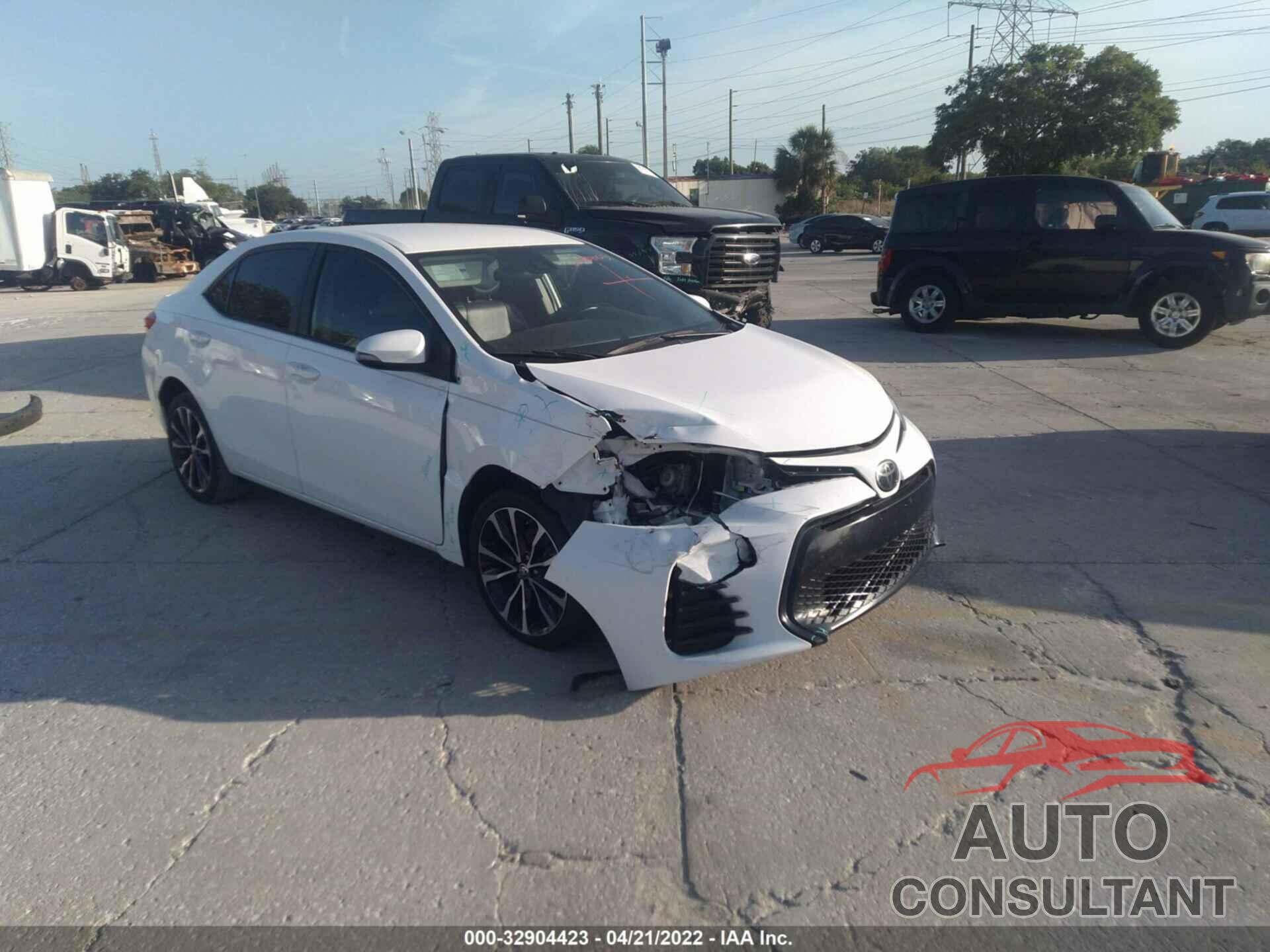 TOYOTA COROLLA 2018 - 2T1BURHE4JC063451
