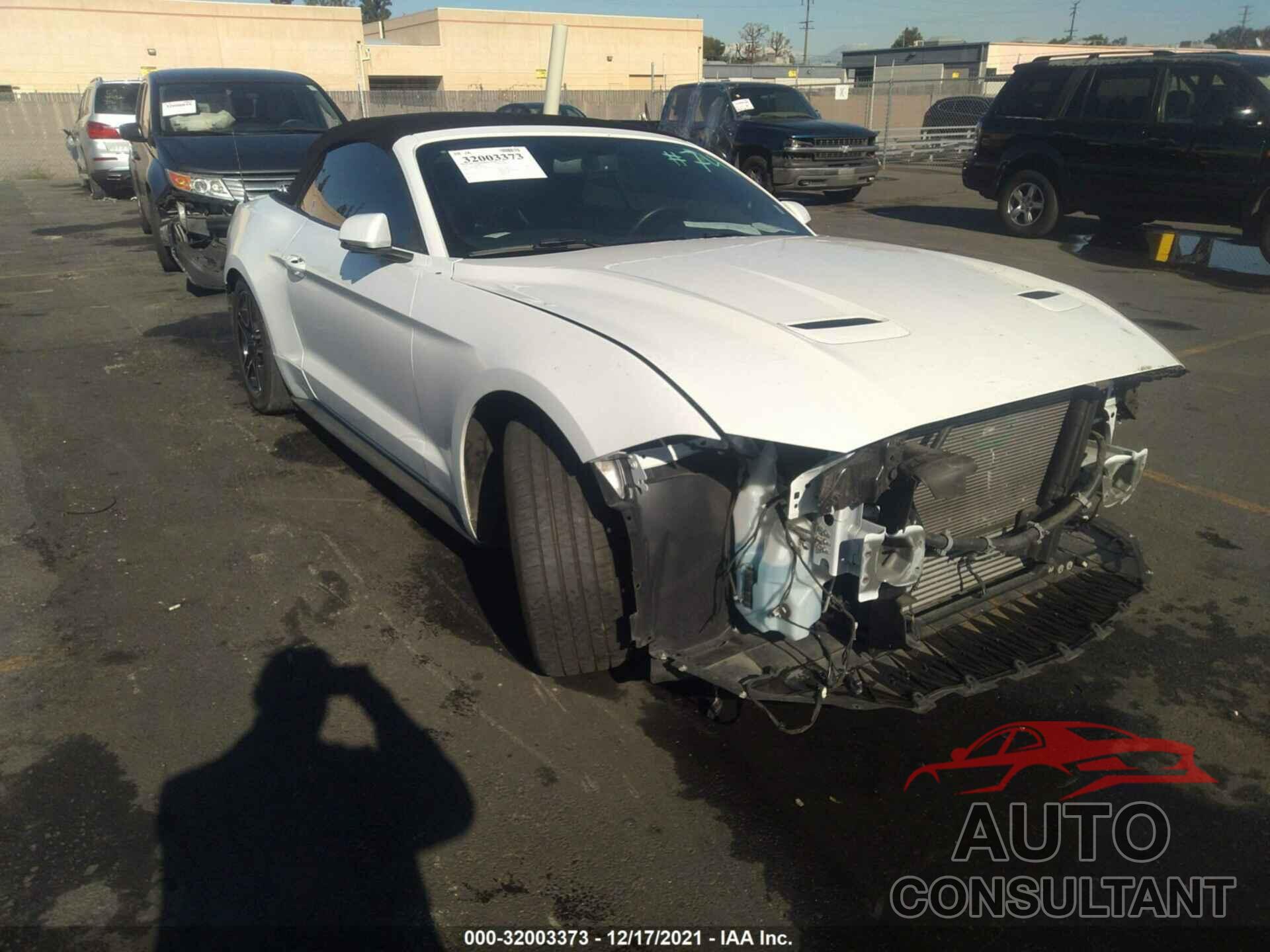FORD MUSTANG 2019 - 1FATP8UH9K5181604