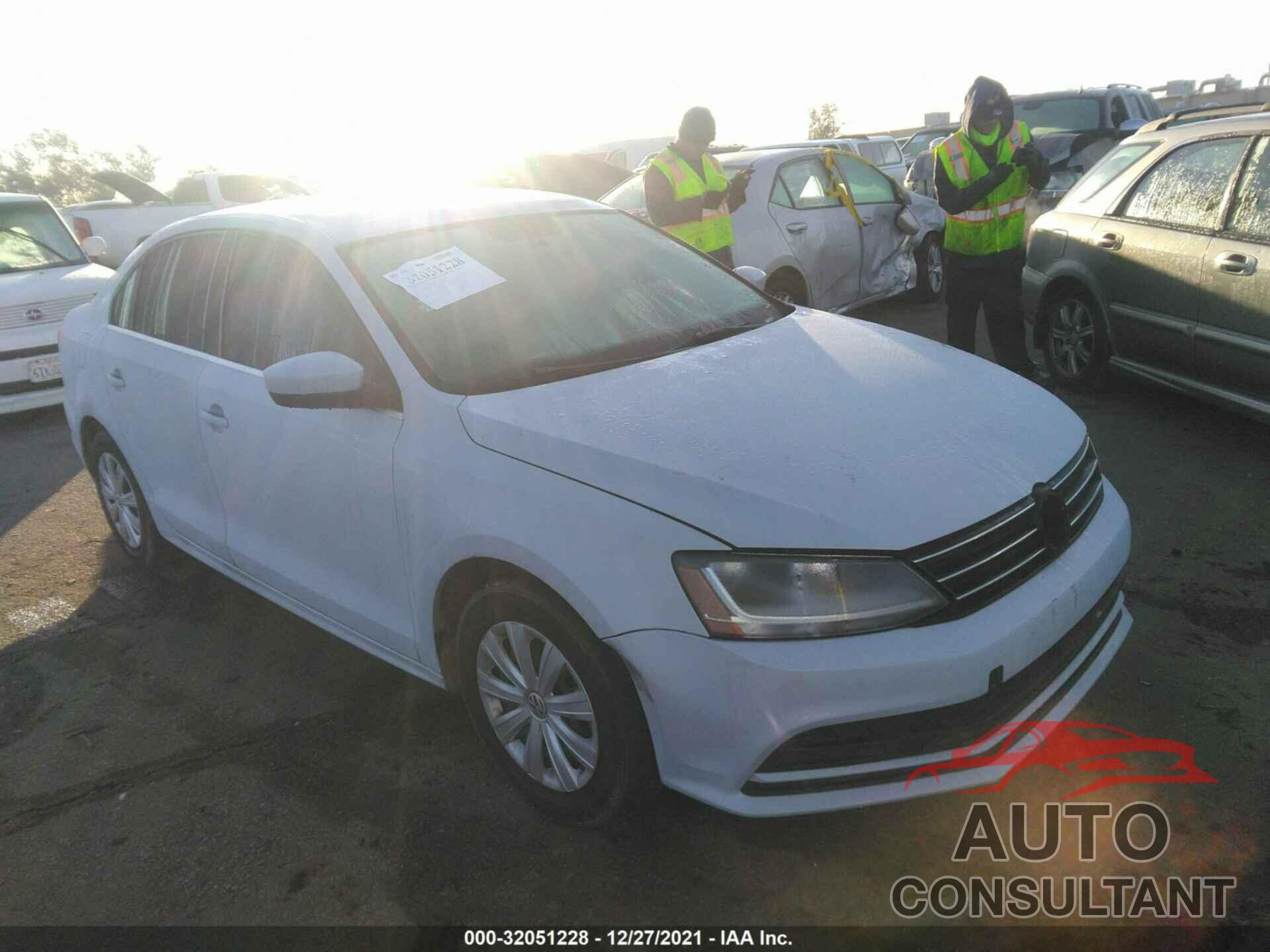 VOLKSWAGEN JETTA 2017 - 3VW167AJXHM358246