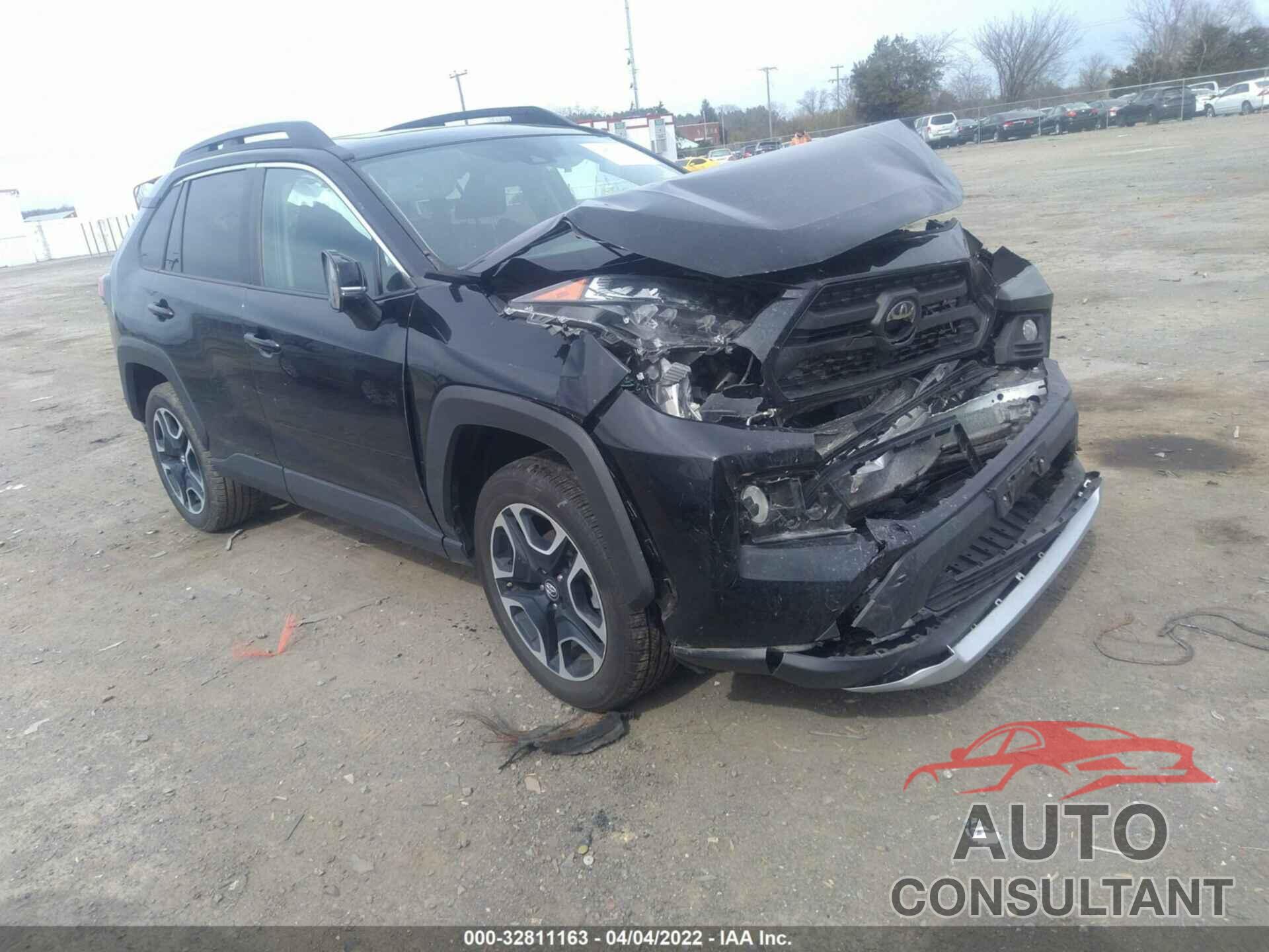 TOYOTA RAV4 2019 - 2T3J1RFV9KW025079